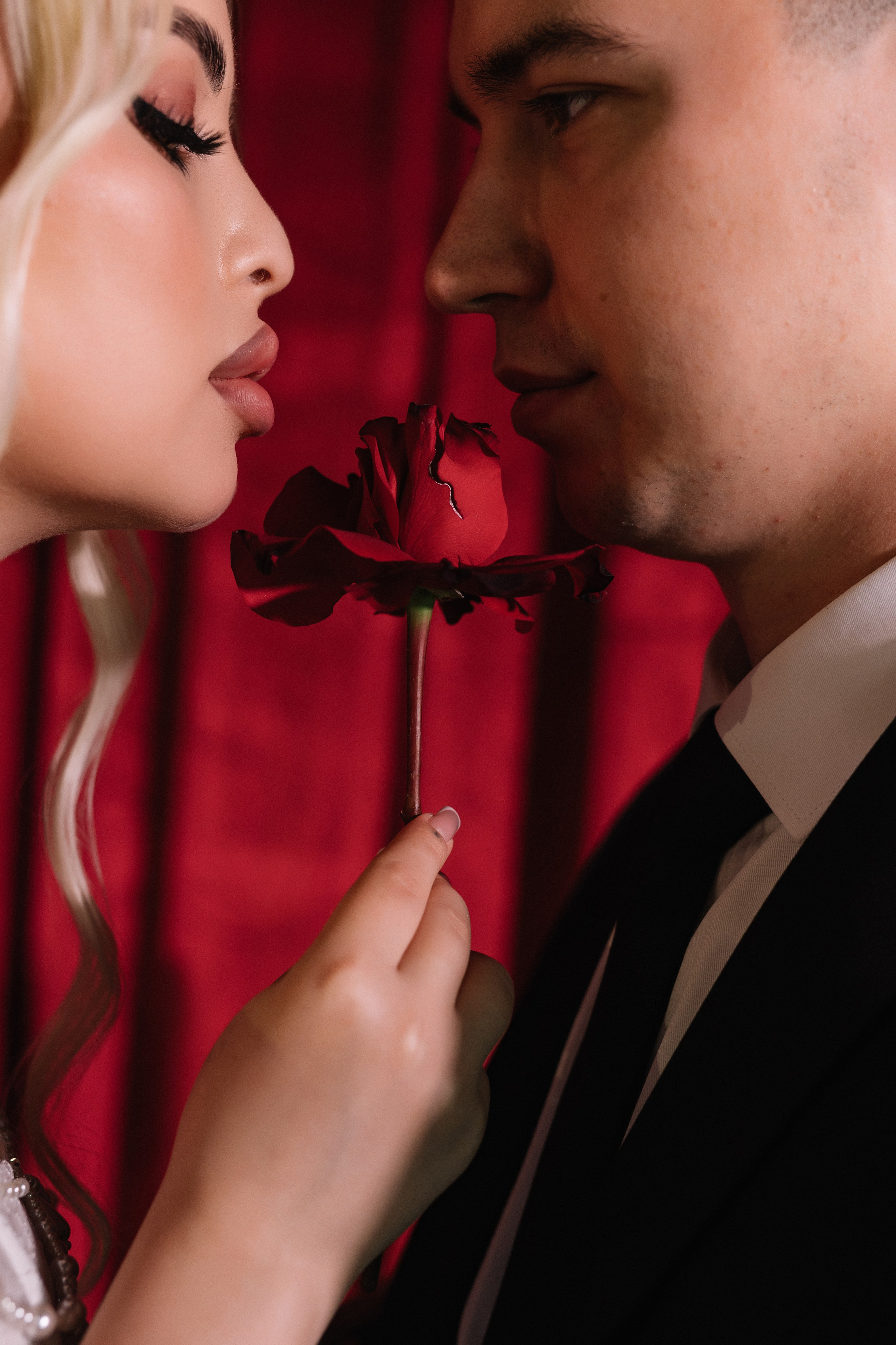 Red ahd love. Свадебный фотограф в Краснодаре Булатова Наталия