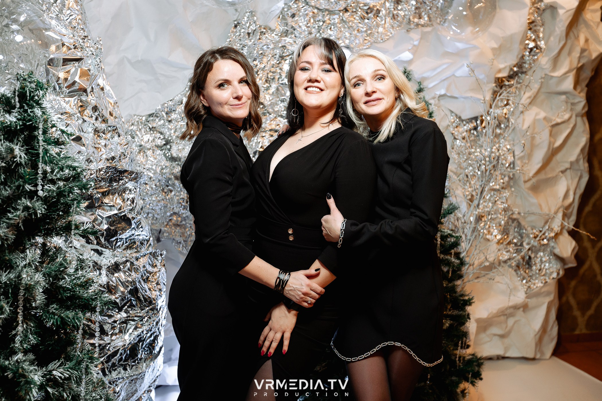 Новогодний вечер в ресторане «Лазурный Берег»