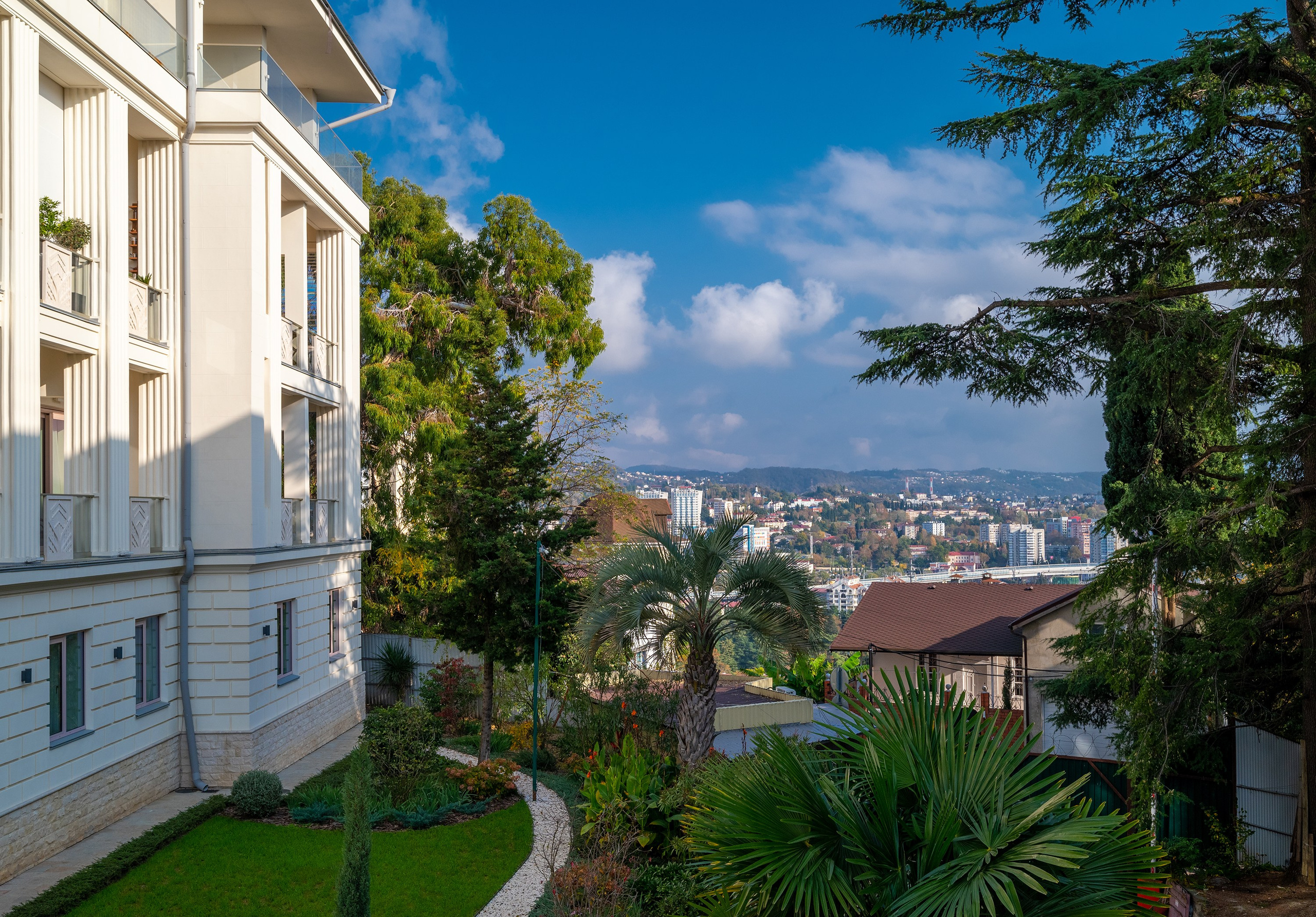 Апарт-комплекс Grand Royal в Сочи. Интерьерная съемка. Интерьерный фотограф в Сочи | Роман Сусленко