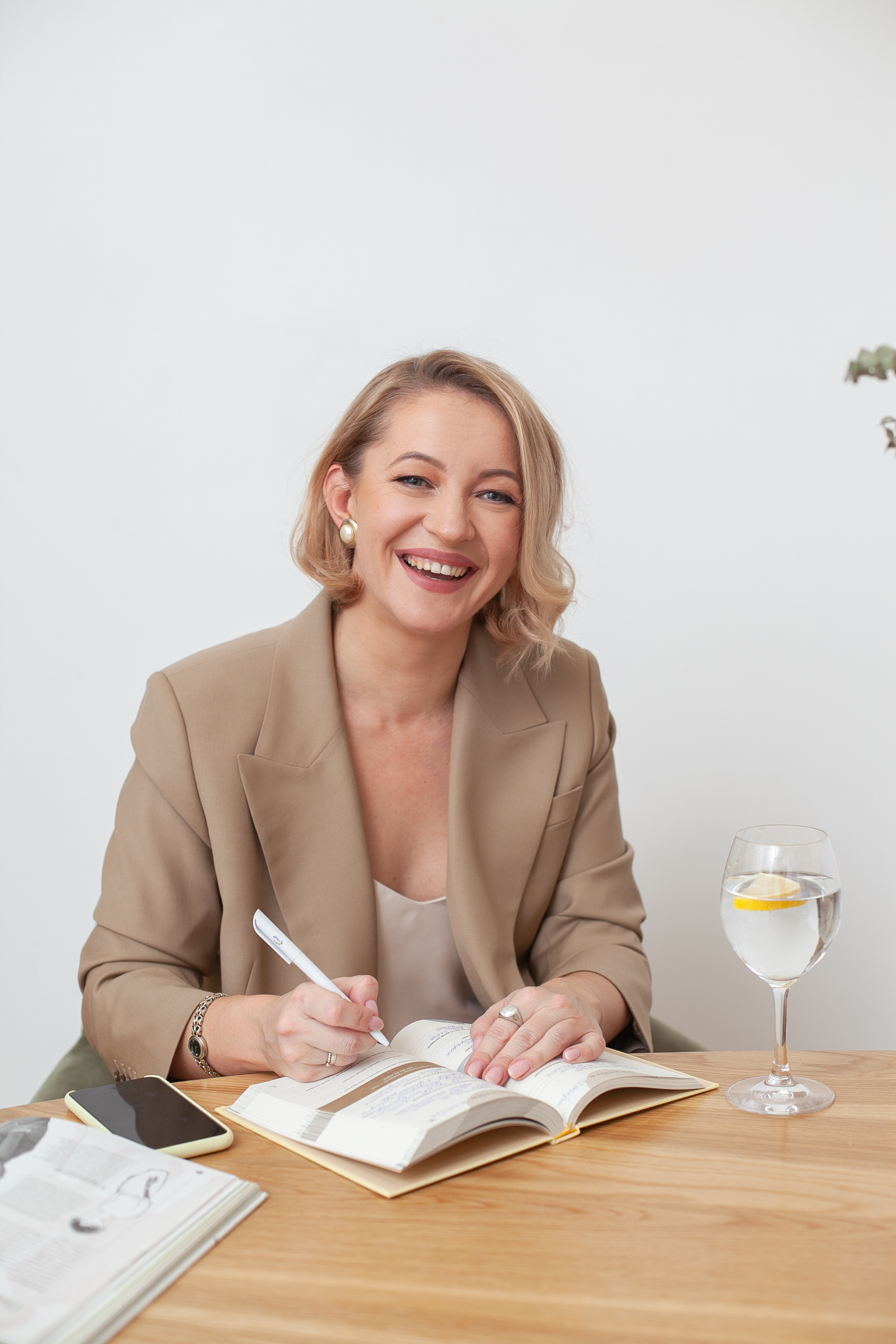 Контент для стилиста. Контент фотограф Саша Логвиненко