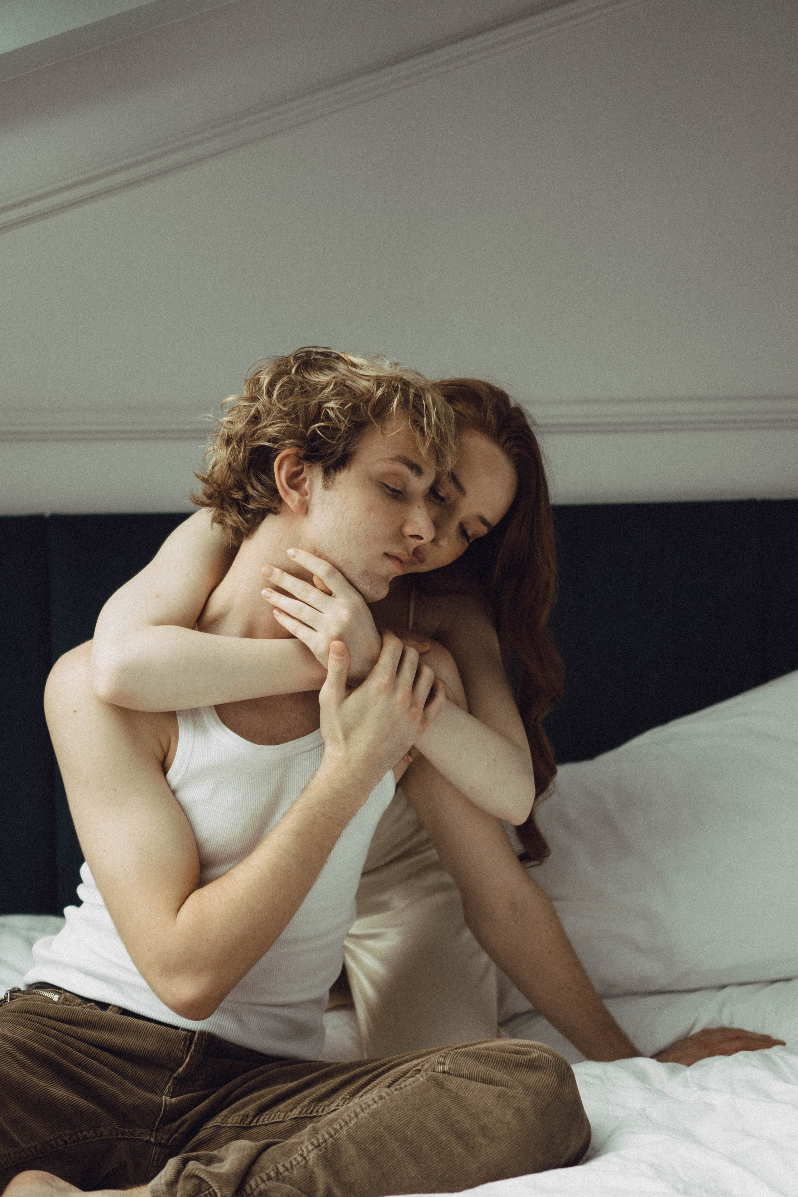 СВАДЕБНАЯ СЬЕМКА В ОТЕЛЕ. СБОРЫ ЖЕНИХА И НЕВЕСТЫ И ТАКЖЕ ТОР И ПОДГОТОВКА К ПРОГУЛКЕ. Профессиональный фотограф, Санкт-Петербург — Виктория Богомолова