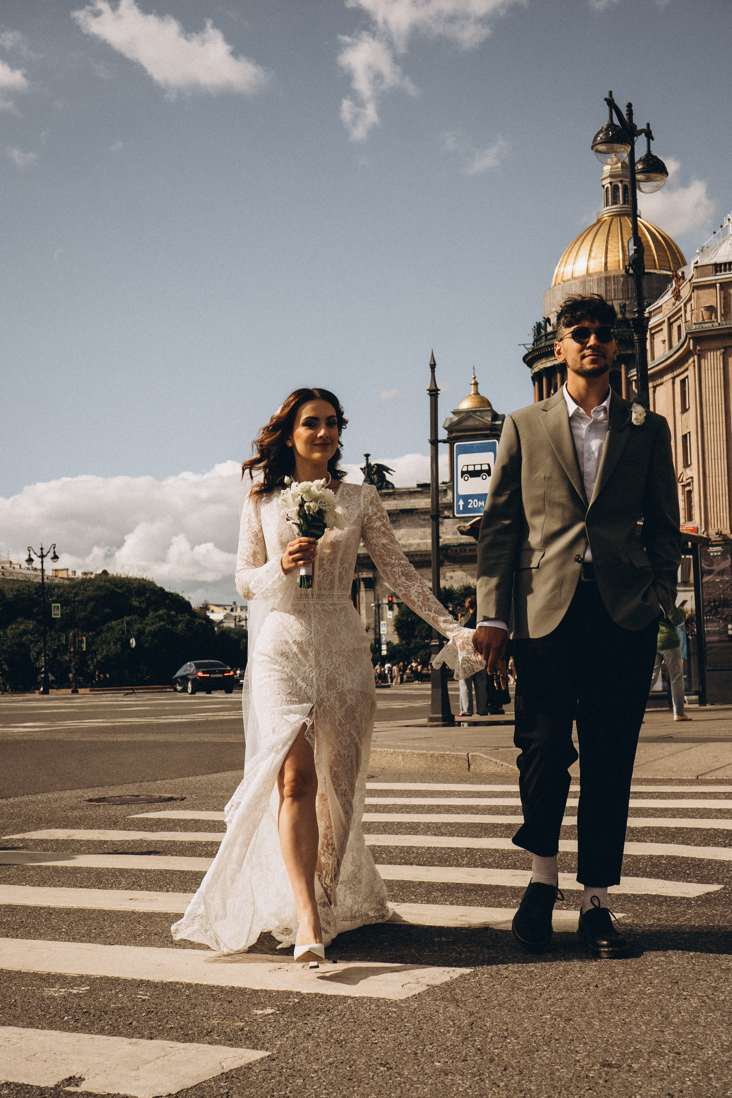 СВАДЕБНАЯ ПРОГУЛКА ВОЗЕ ИСАИКЕВСКОГО СОБОРА АСТОРИИ И ЗАКОНОДАЛЕТНОГО СОБРАНИЯ. Профессиональный фотограф, Санкт-Петербург — Виктория Богомолова