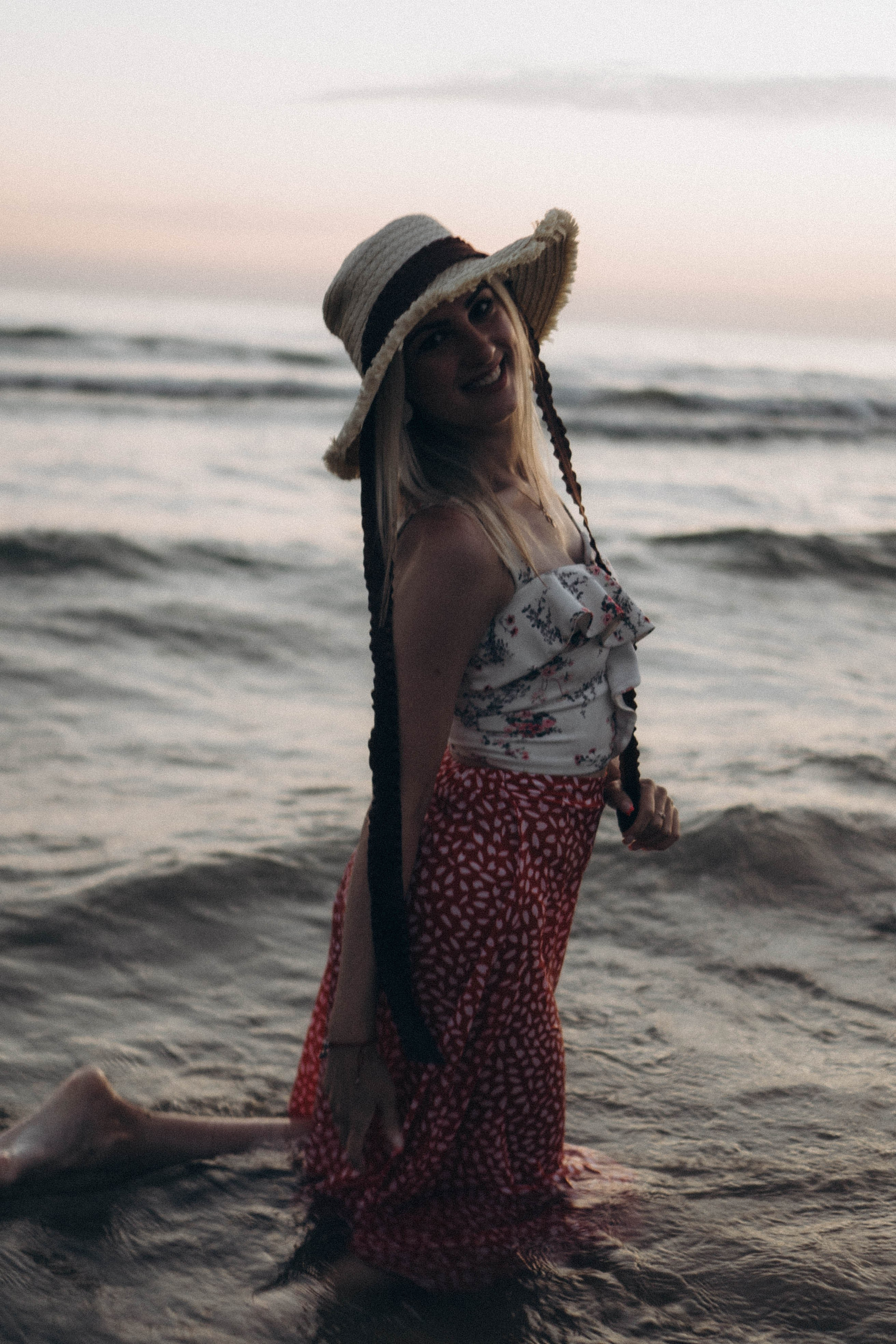 Июльский вечер на берегу черного моря. Профессиональный фотограф, Санкт-Петербург — Виктория Богомолова