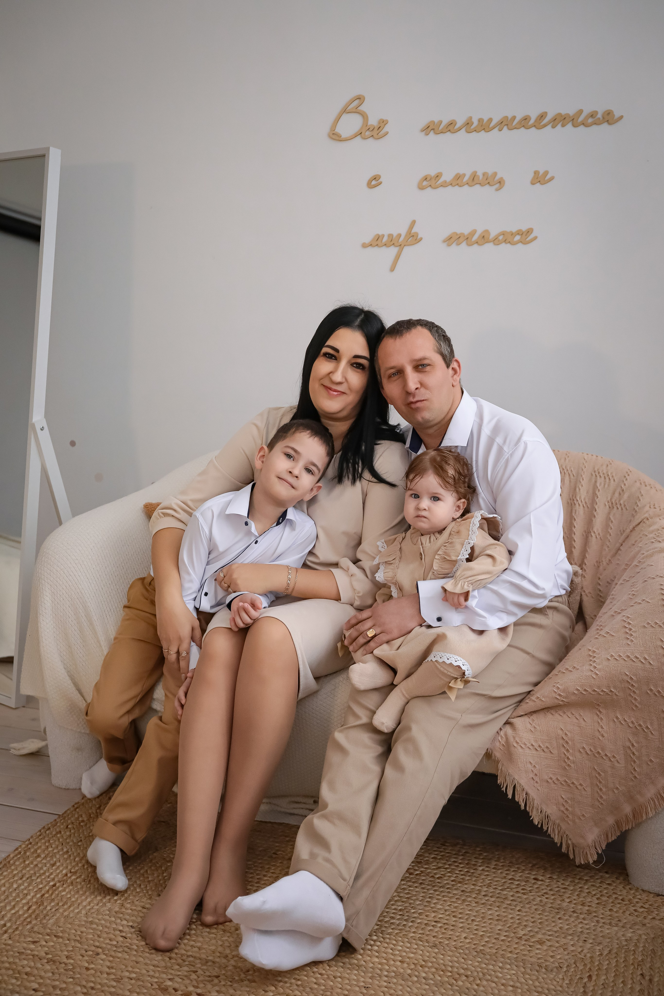 Арине 1 годик. Фотограф г. Хабаровск. Семейные и индивидуальные съёмки