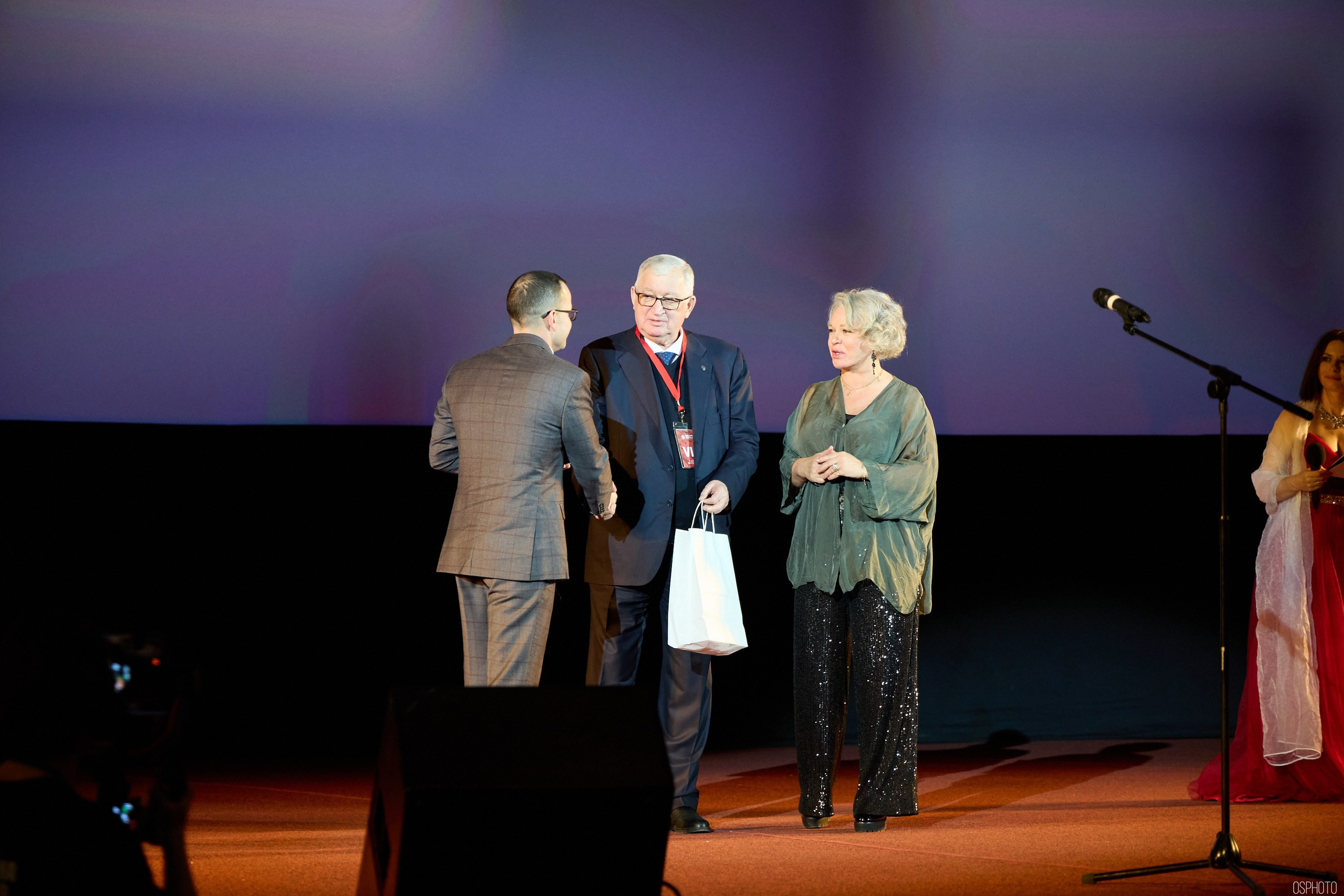 Кинофестиваль фильмов об охране труда | Кинотеатр «Октябрь». OSPhoto