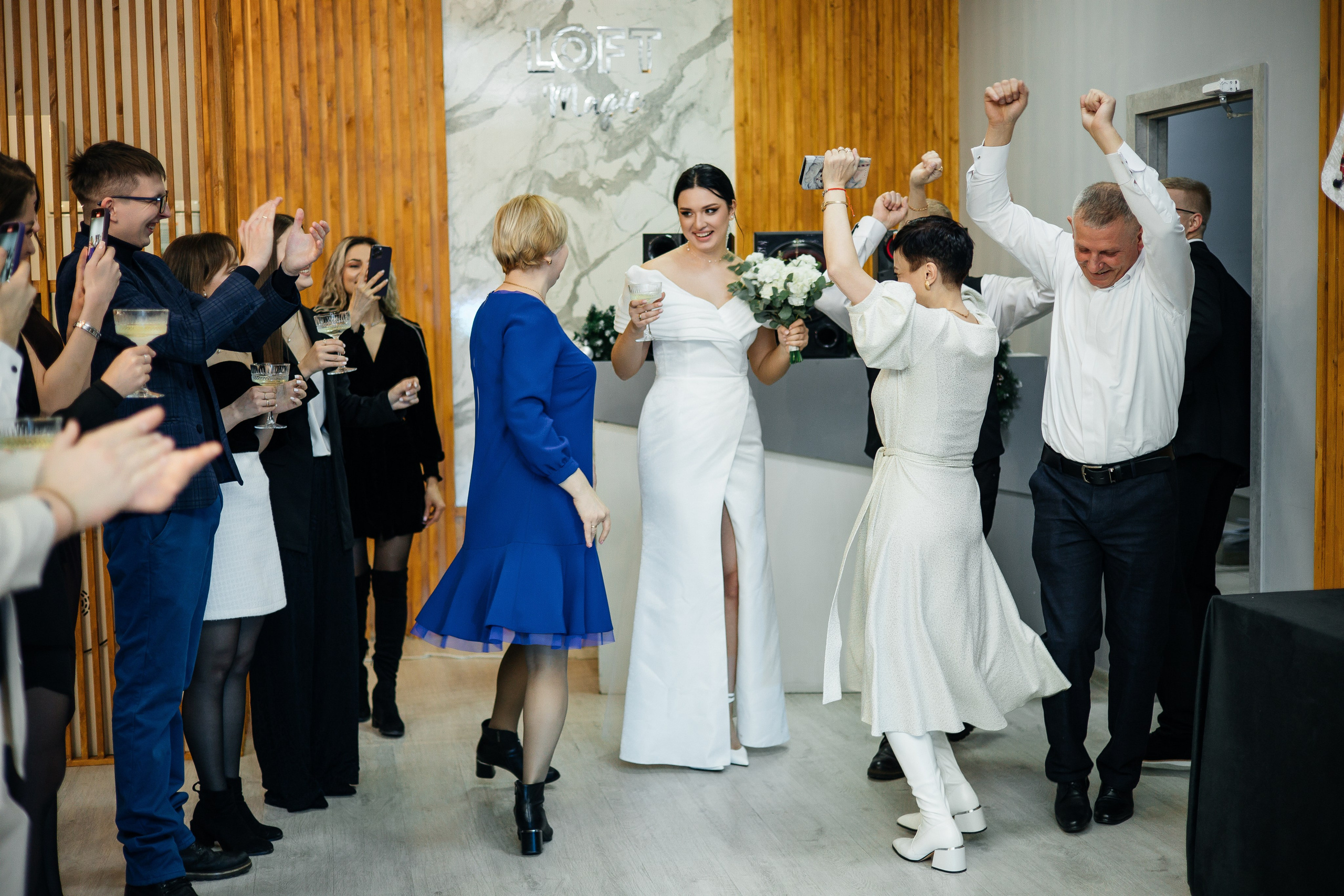 Студия, ЗАГС и банкет. Свадебный и семейный фотограф Ростова-на-Дону Ирина Бондарева