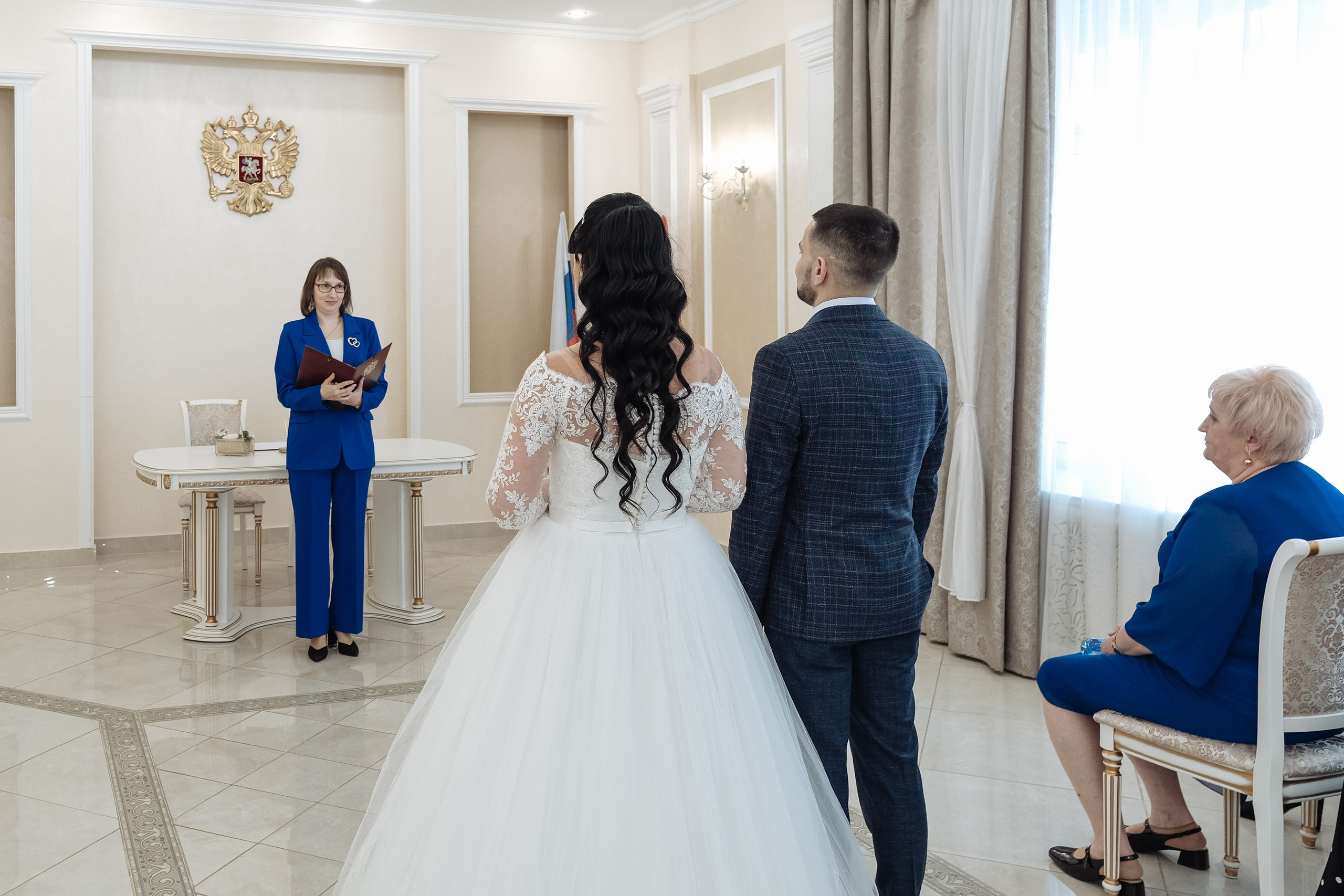 Сергей и Евгения_свадебная фотосессия в Версале. Свадебный фотограф в Челябинске Сырчикова Наталья