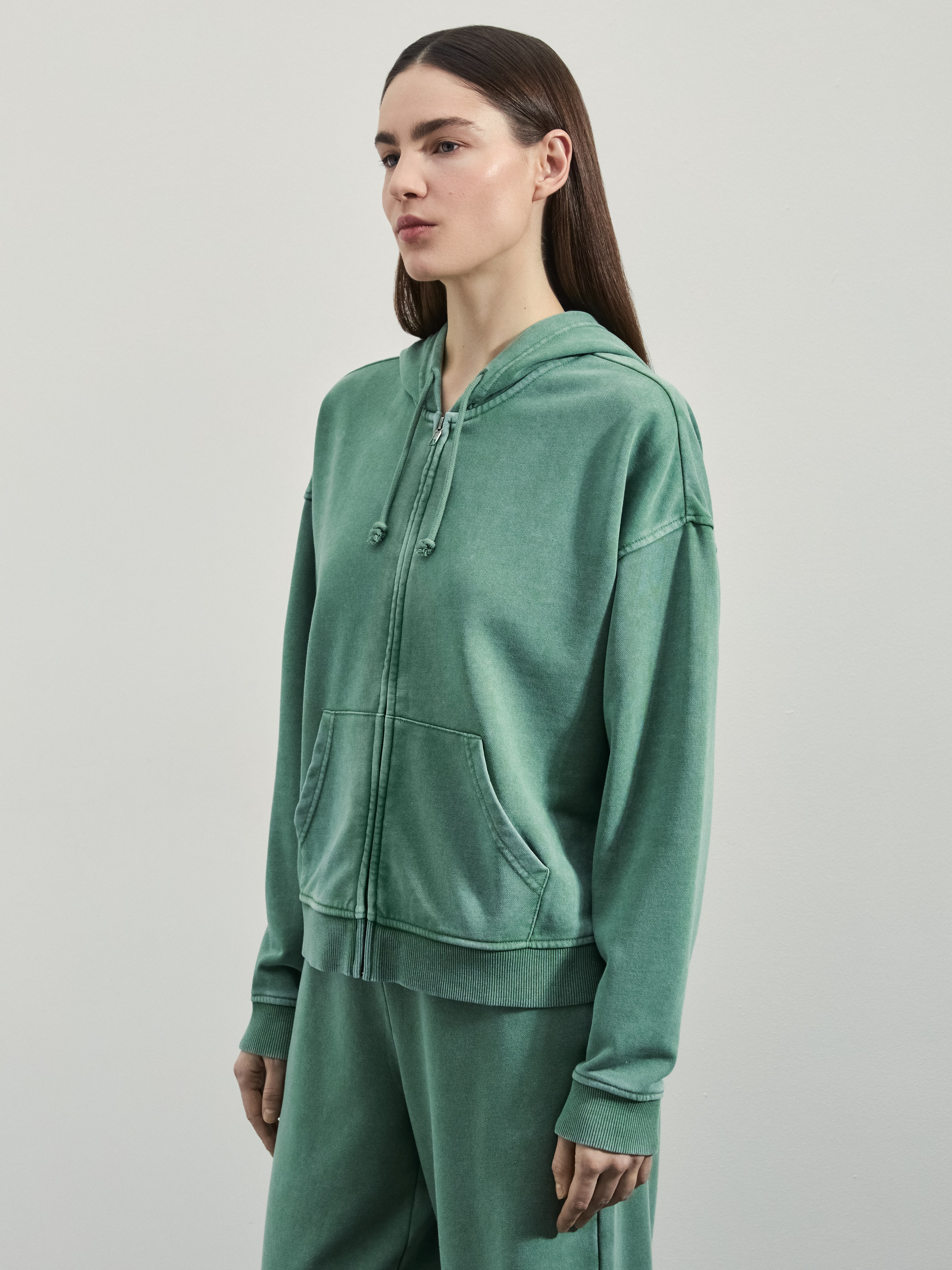 ZARINA. Ретушер Polli_retouch