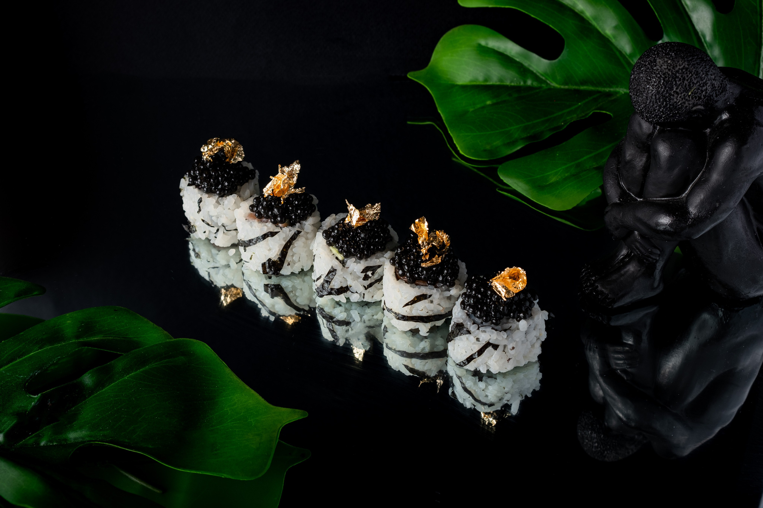 Ocean blue sushi. Предметный и фуд фотограф в Саратове Алина Кравец