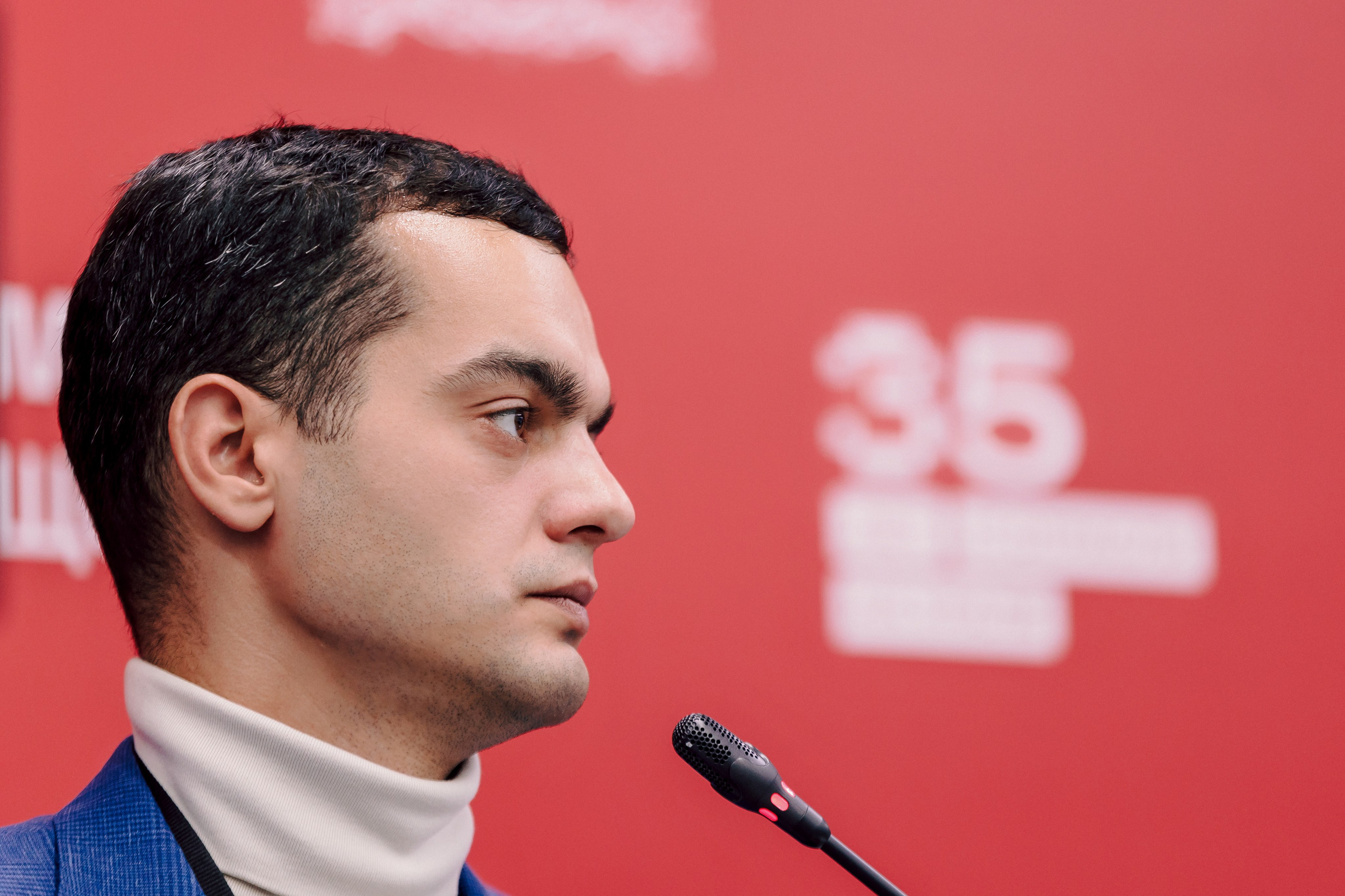 СКБ Контур — Форум будущего — Деловая программа. Лёшка Варзегов — фотограф