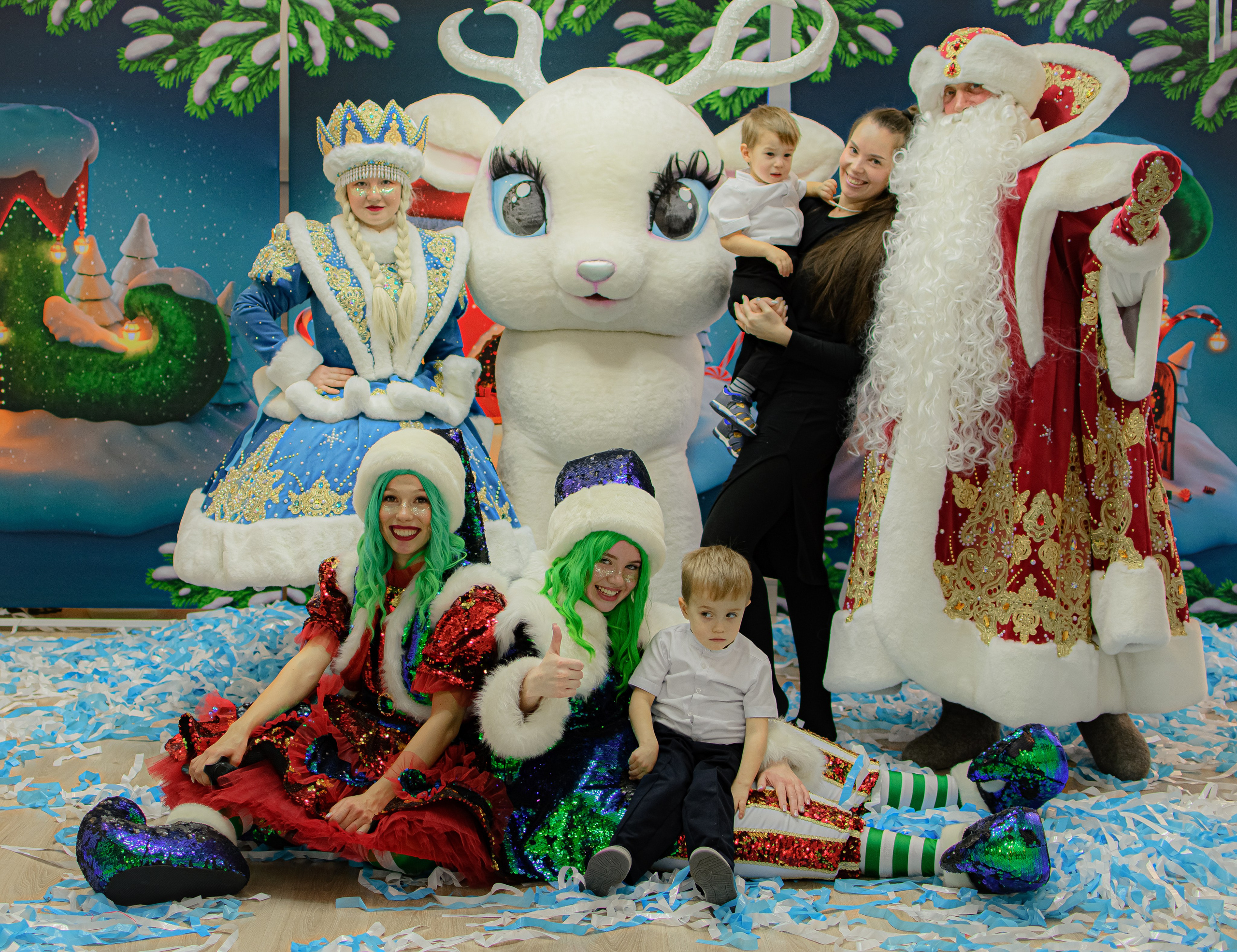 HAPPY NEW YEAR. Photokarish