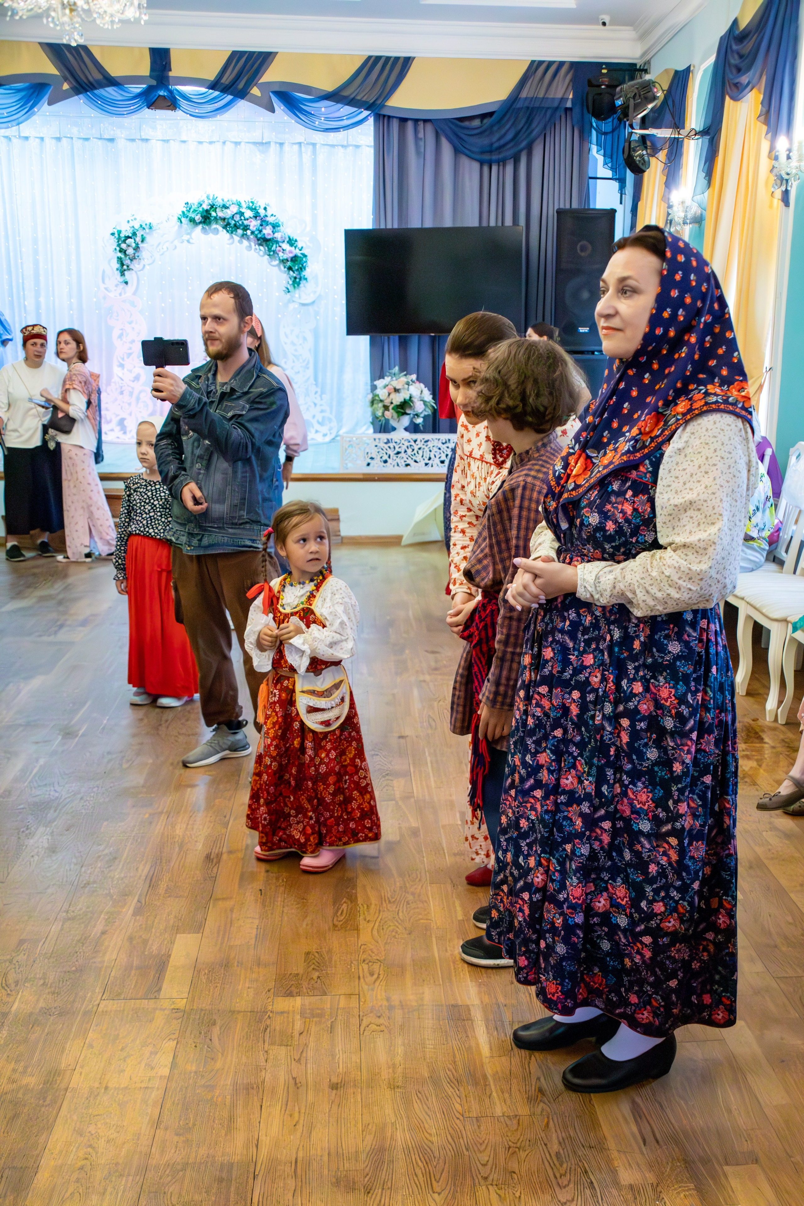 Репортаж «День народного костюма в г. Городец» 2026. Фотограф-универсал: семейные, детские, свадебные, имиджевые фотосъёмки