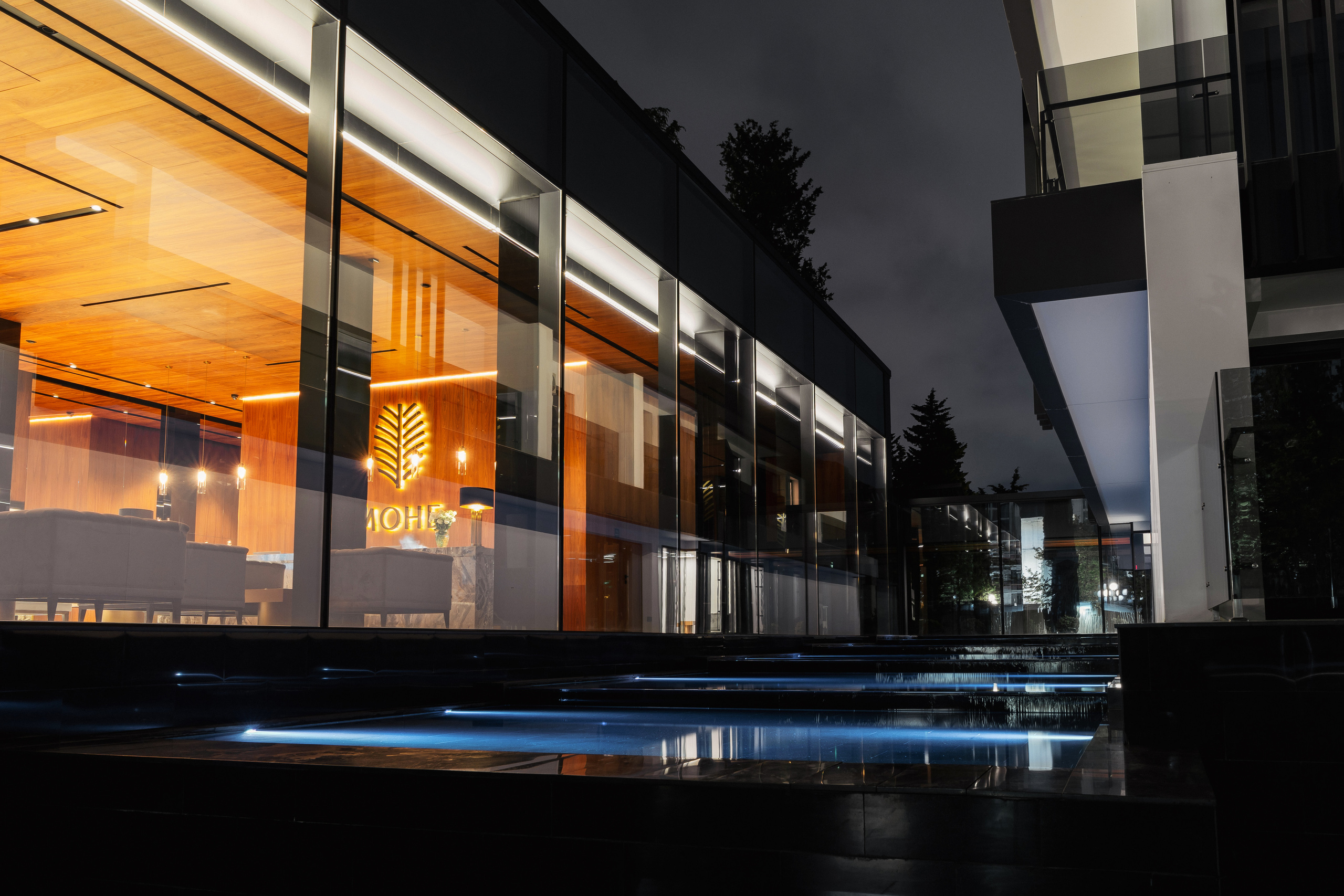 Фасадная фотосъёмка отелей Сочи. Отельный интерьерный фотограф Сочи