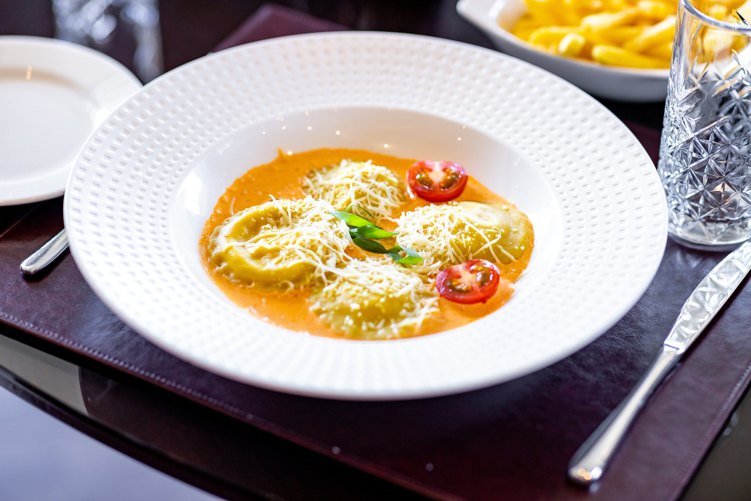 Фотограф меню Сочи. Отельный интерьерный фотограф Сочи