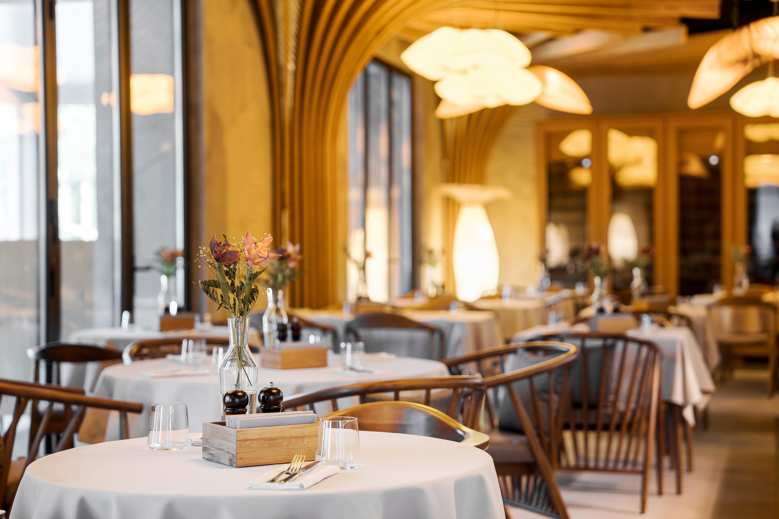 Интерьерная и экстерьерная фотосессия ресторанов. Отельный интерьерный фотограф Сочи