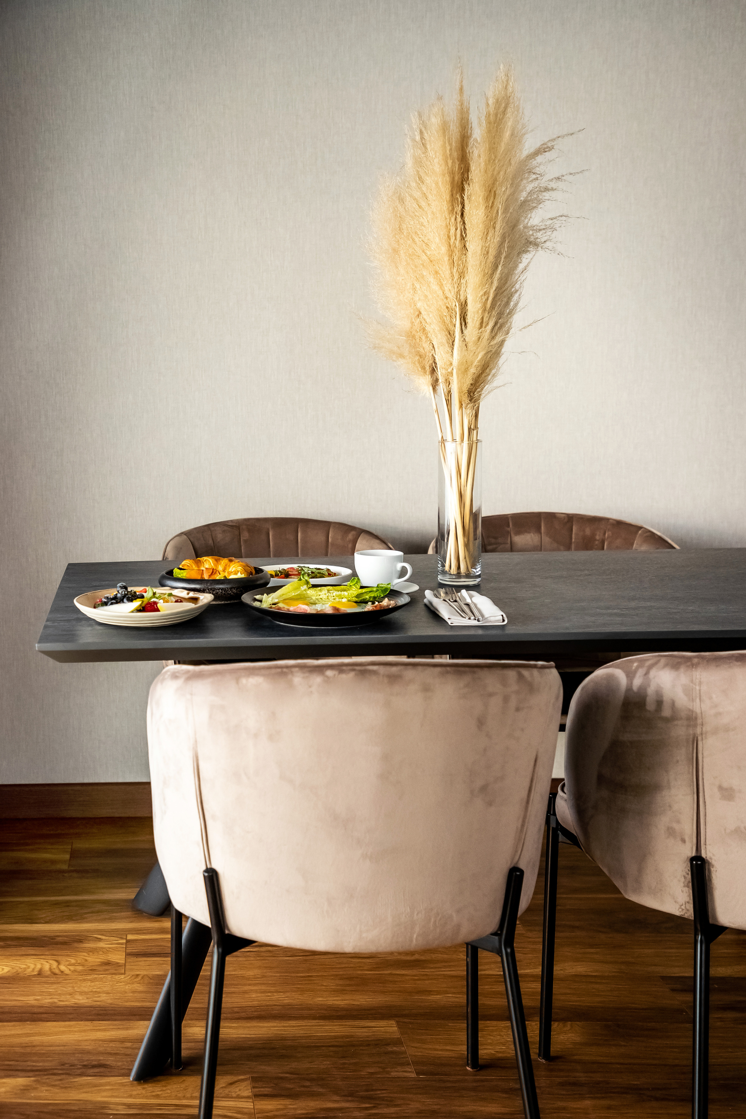 Интерьерная и экстерьерная фотосессия ресторанов. Отельный интерьерный фотограф Сочи