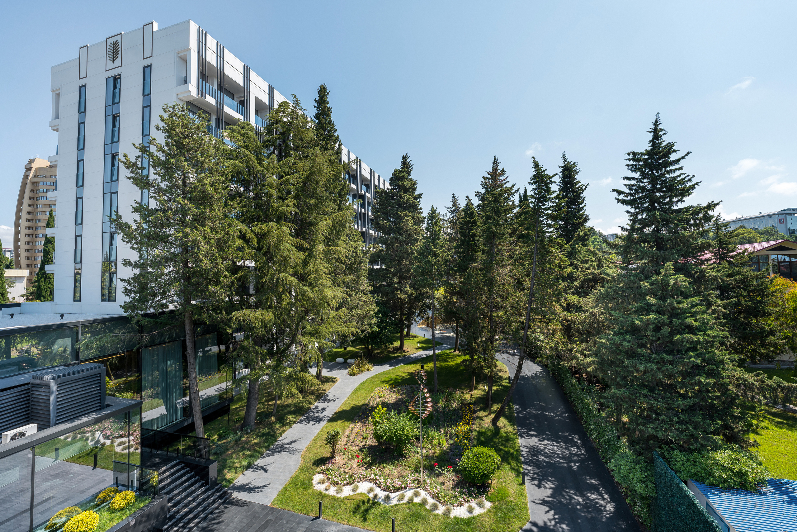 Фасадная фотосъёмка отелей Сочи. Отельный интерьерный фотограф Сочи