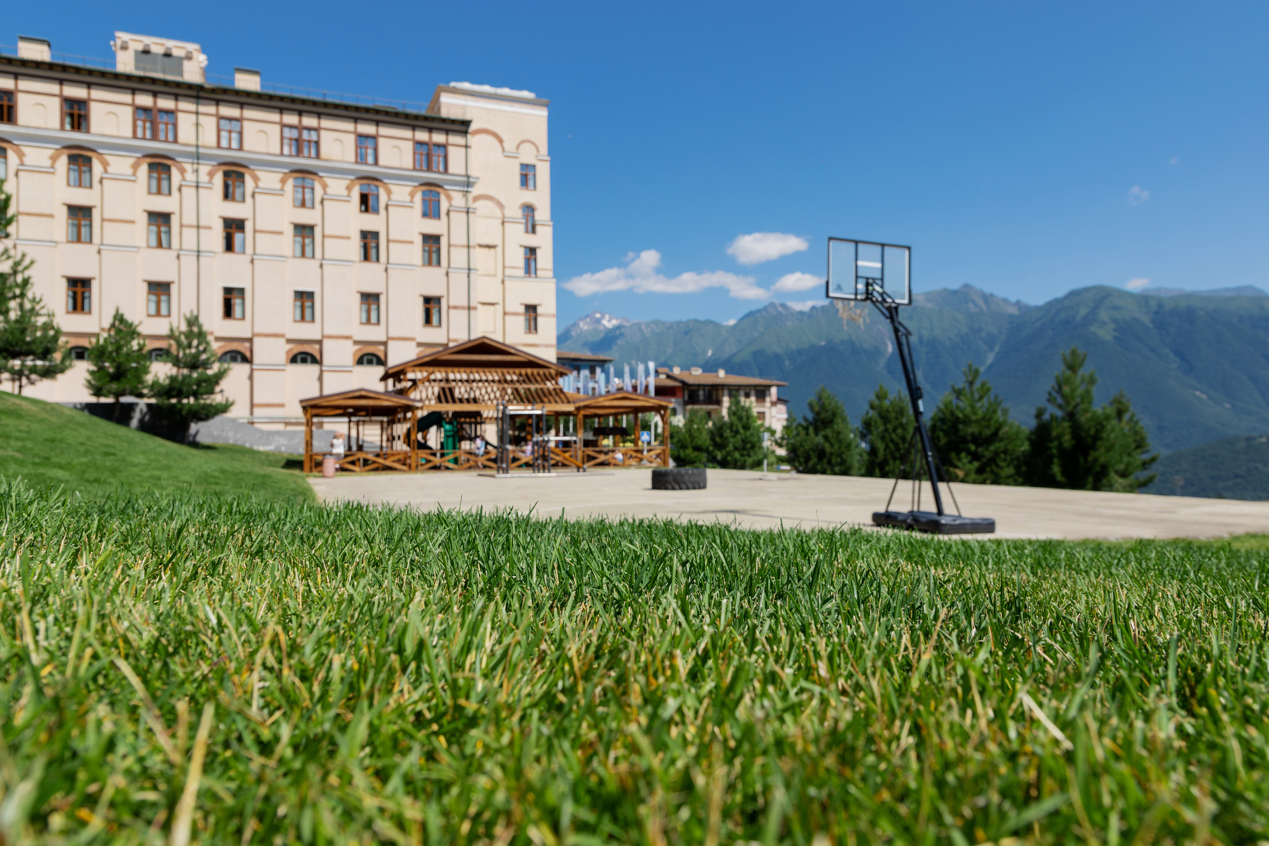 Фасадная фотосъёмка отелей Сочи. Отельный интерьерный фотограф Сочи