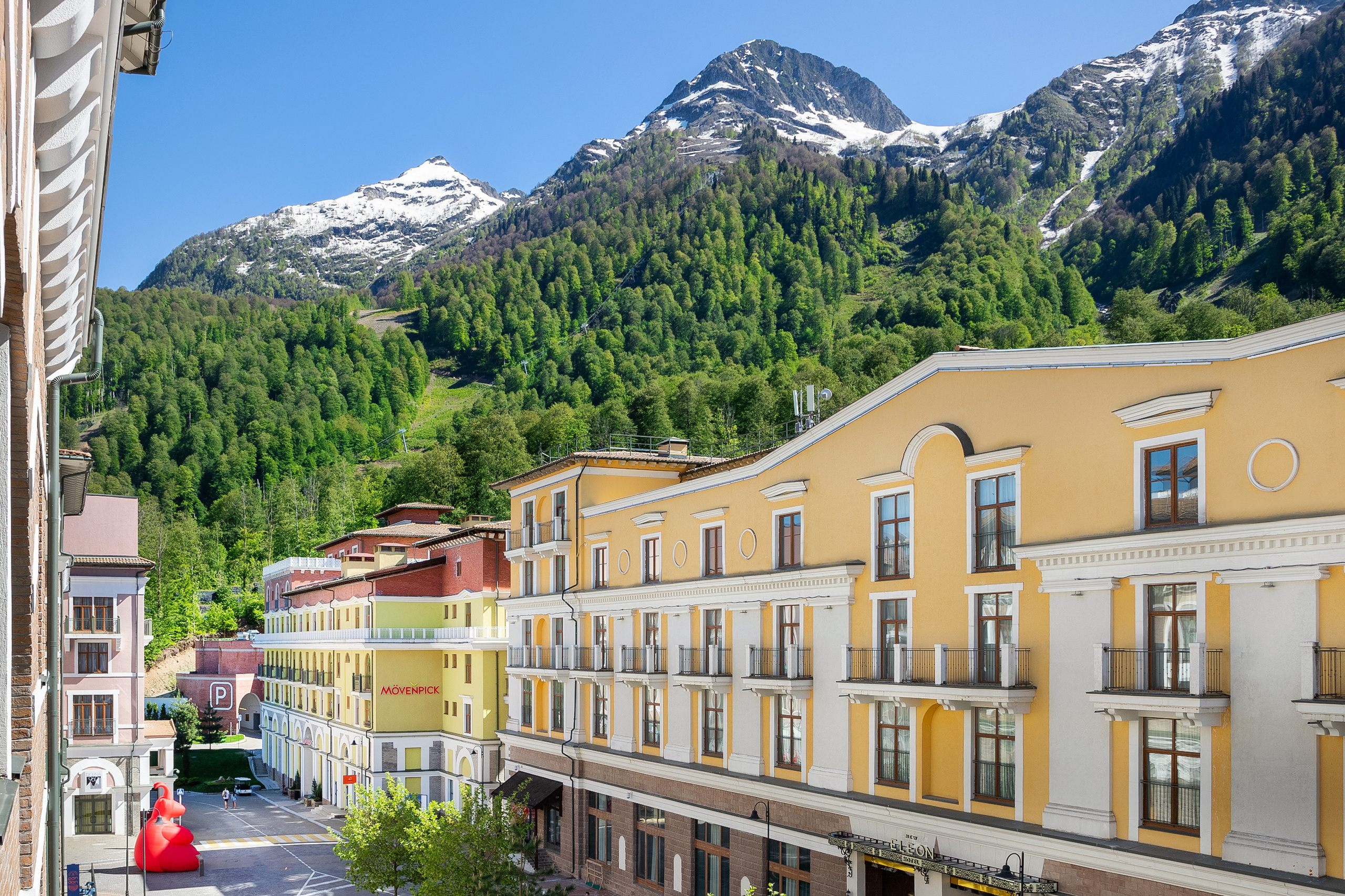 Фасадная фотосъёмка отелей Сочи. Отельный интерьерный фотограф Сочи