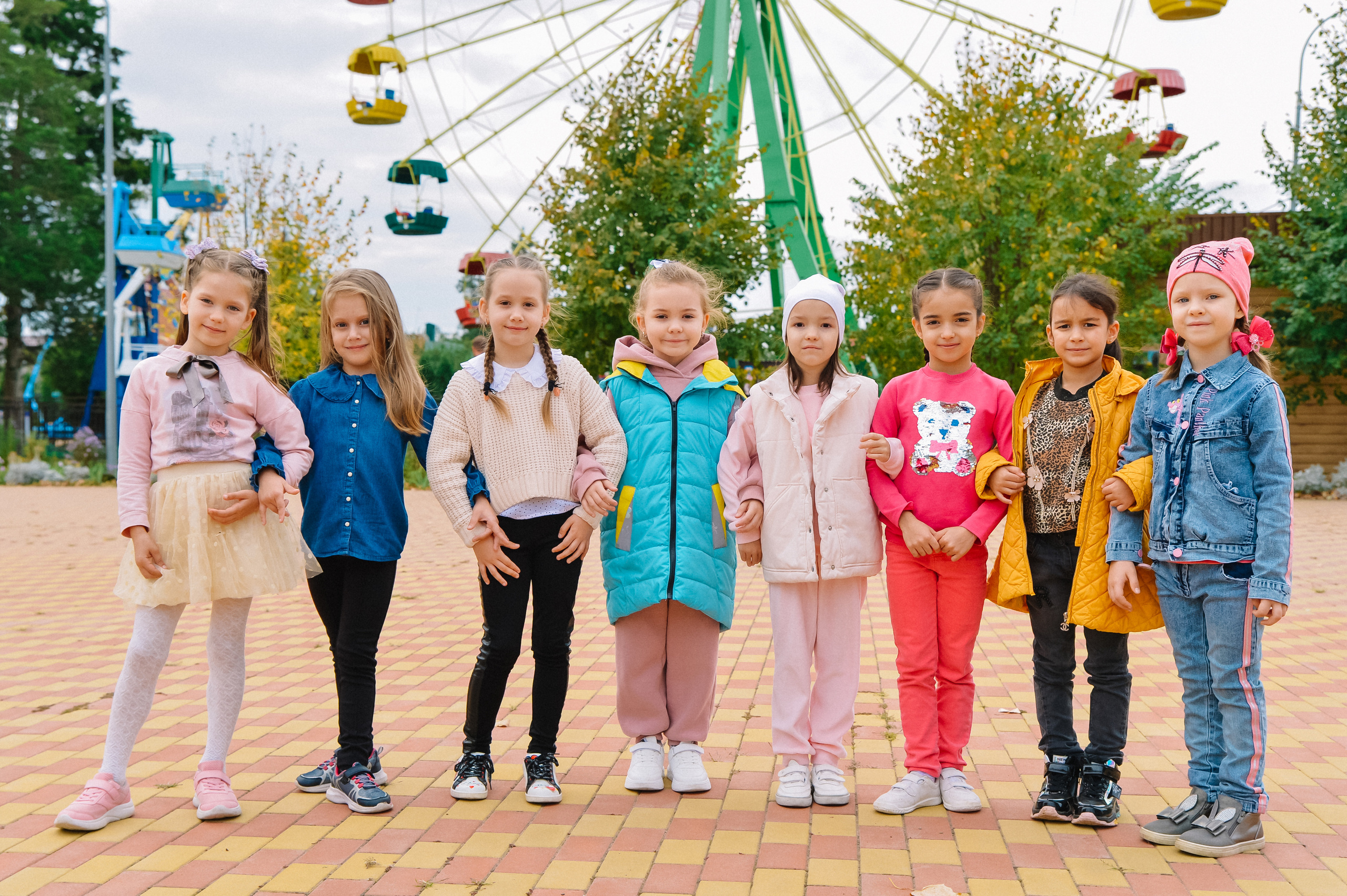 Групповые фотографии. ProAlbom — Выпускные альбомы в Кореновске и Краснодарском крае