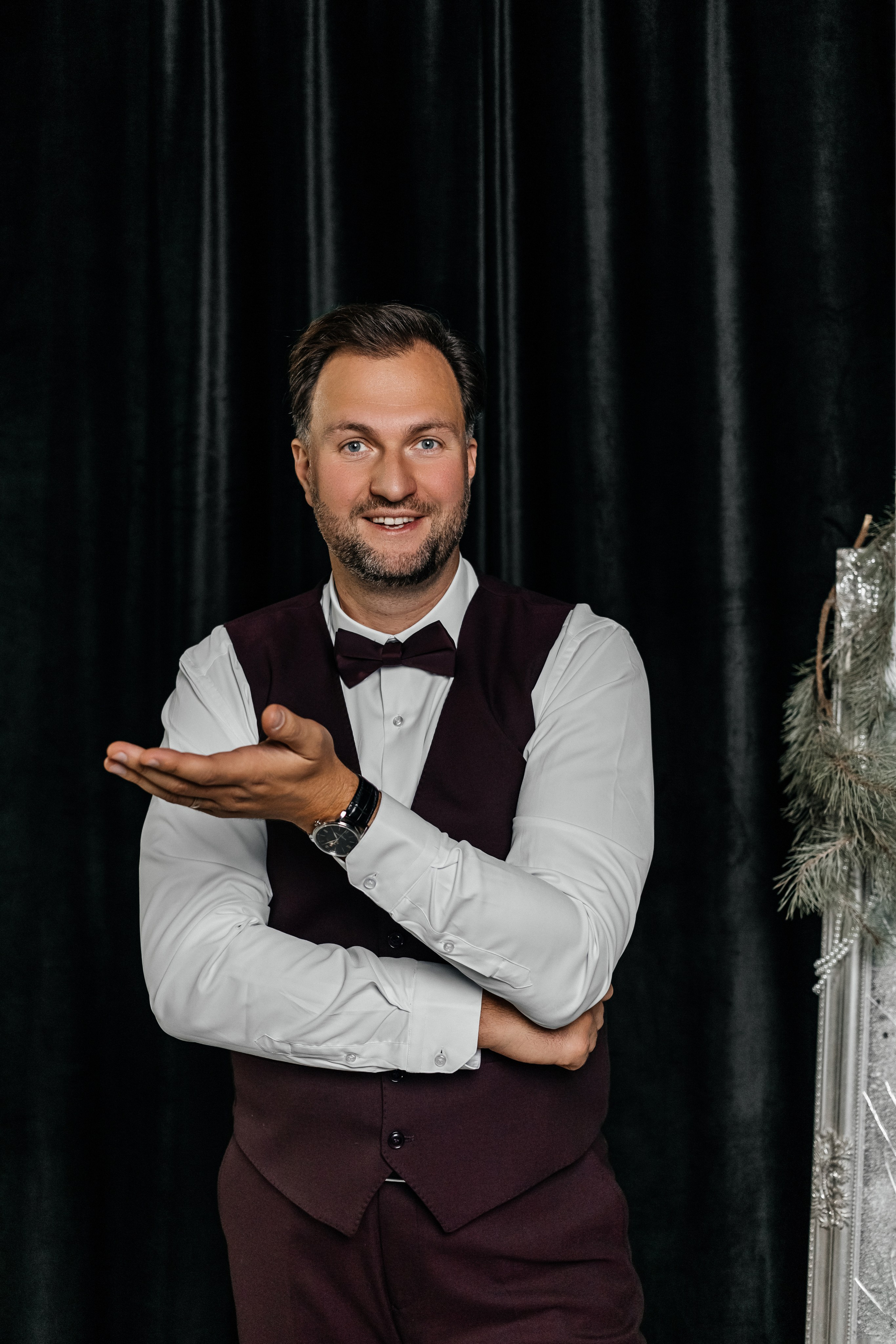 Бизнес-портрет для ведущего мероприятий. КОНТЕНТ ФОТОГРАФ