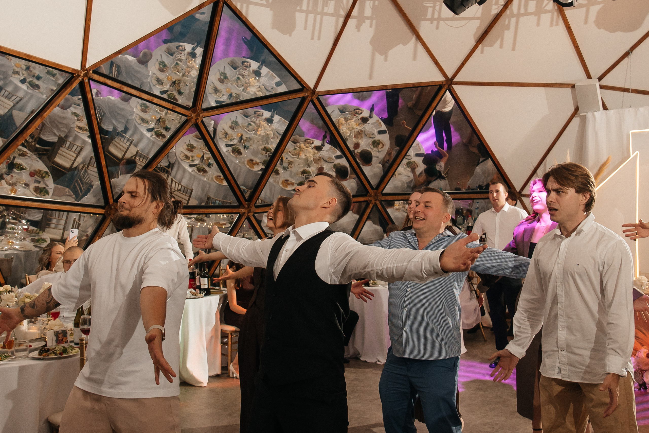 ANONS. Мария — Свадебный фотограф