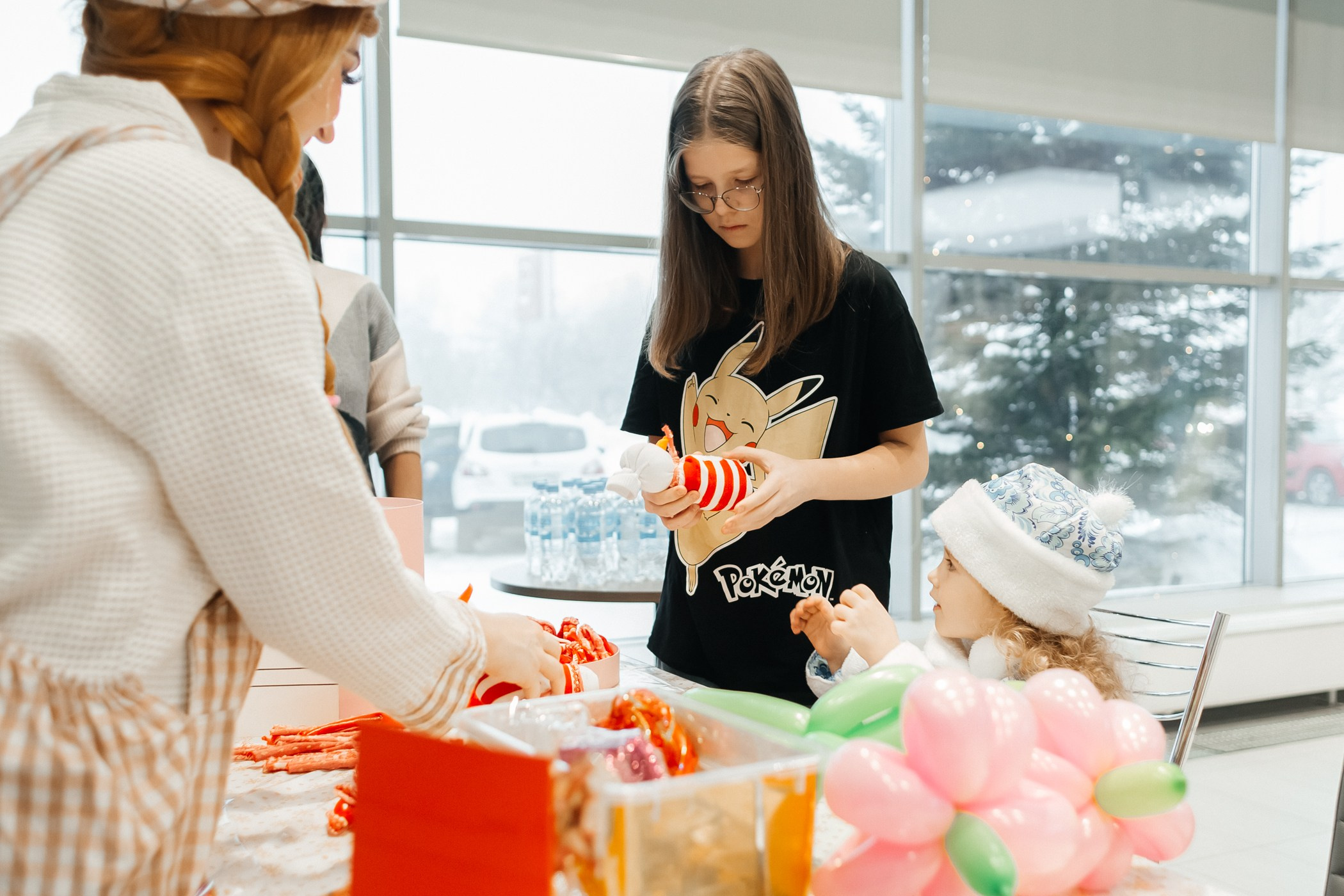 Детский мастер-класс в «Картель Авто» — «Студия чудес Алиса». Фотограф Кемерово | Сергей