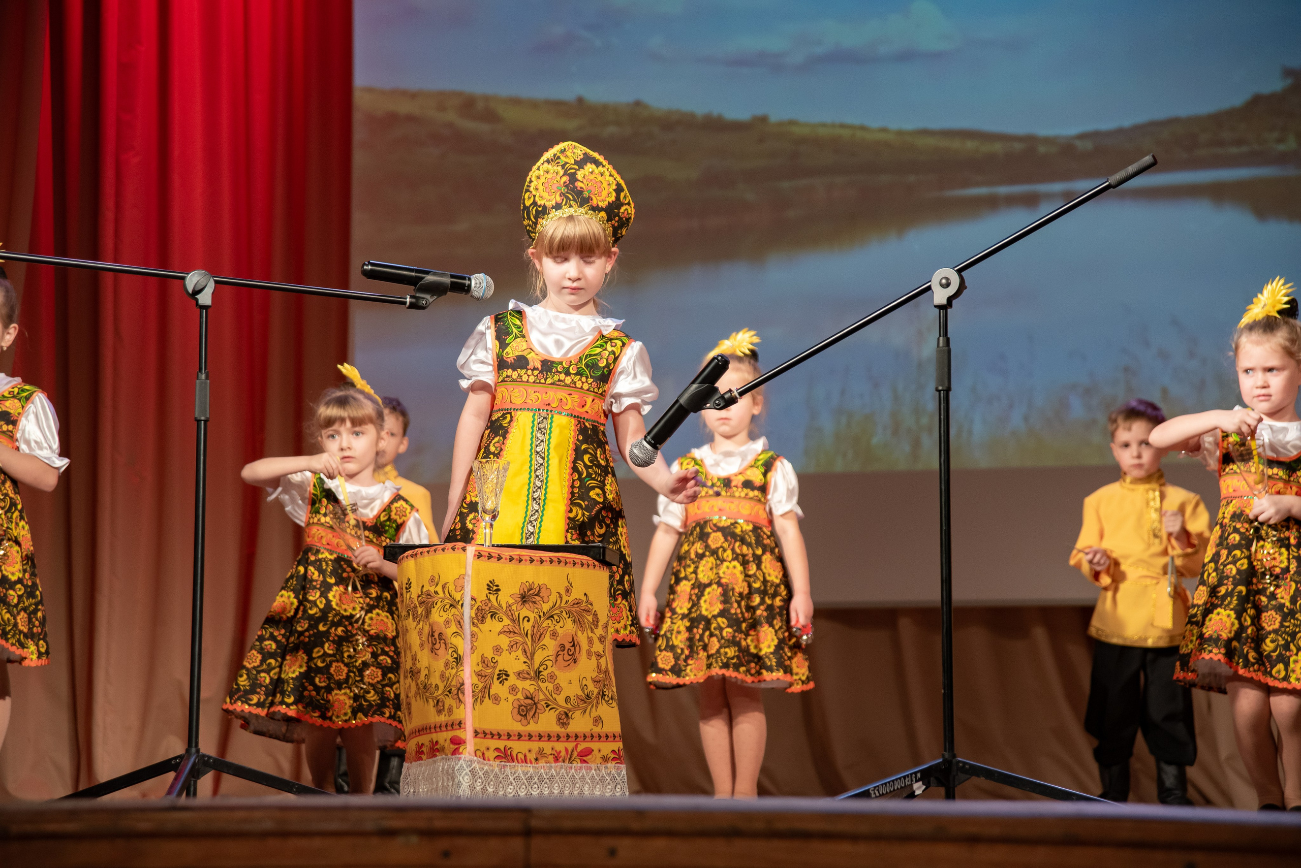 Репортажная съёмка концерта. Фотограф Макс Огурцов в Нижнем Новгороде