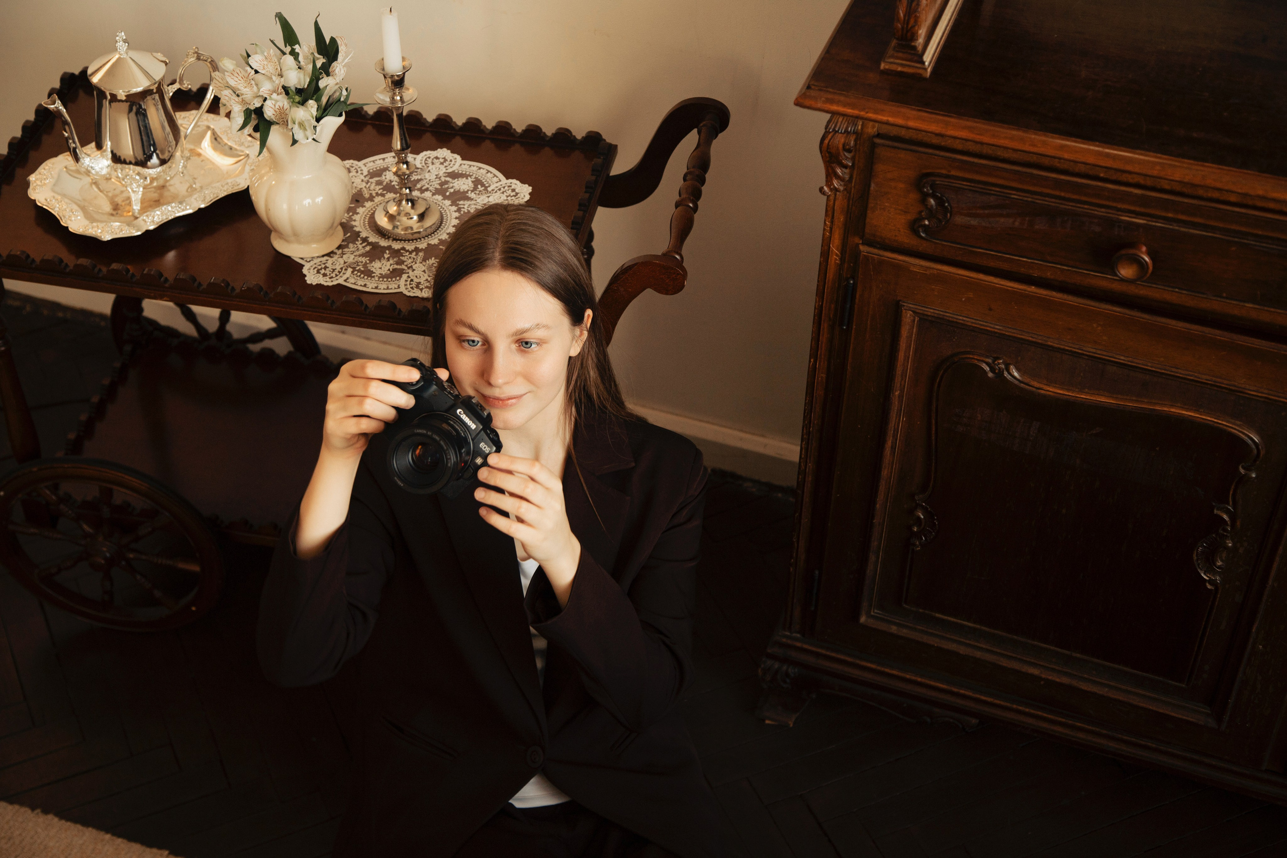 ЖЕНСКИЕ ПОРТРЕТЫ