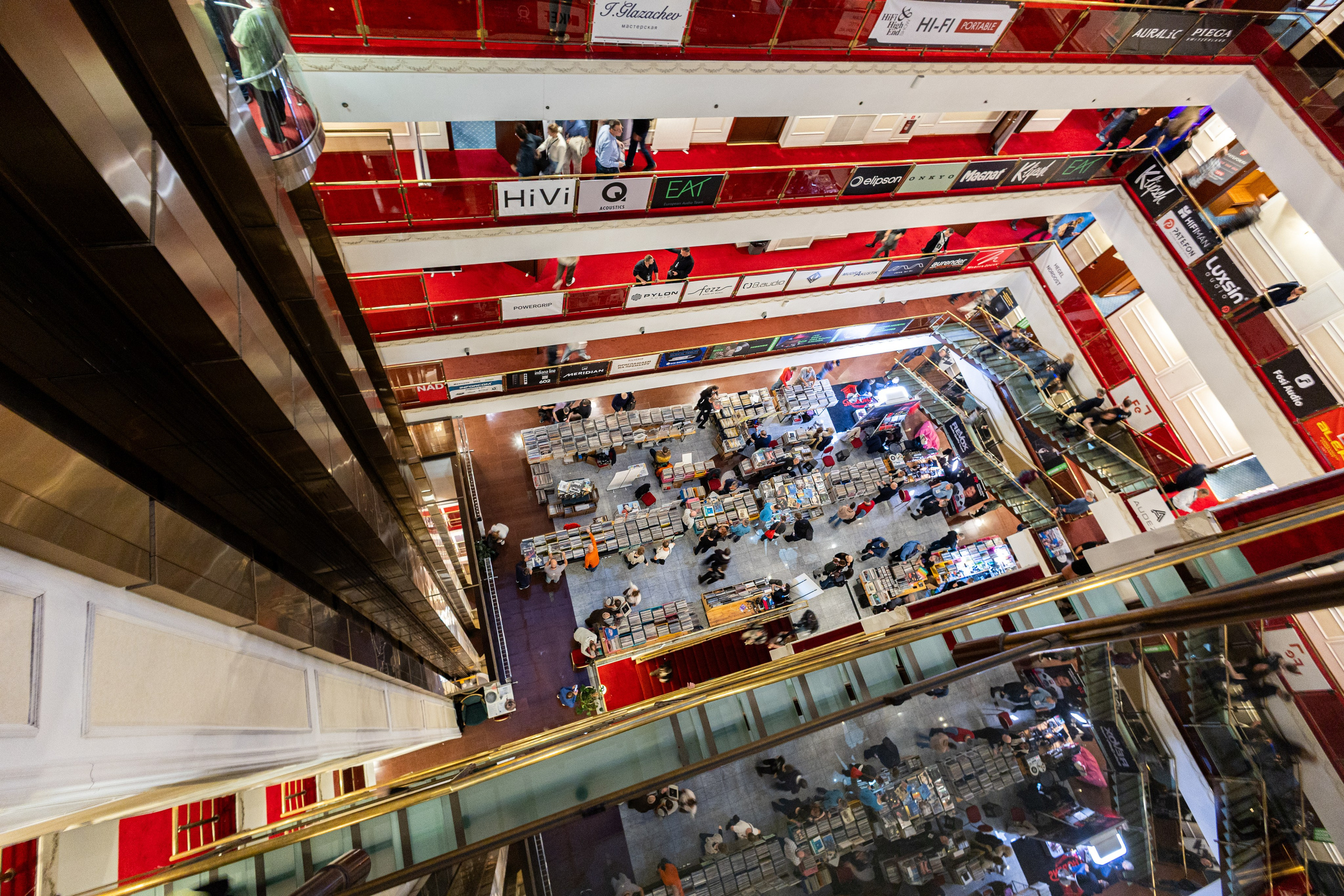 Выставки. B4k.pro — Фото и видео для людей и бизнеса — Тимофей Паршин