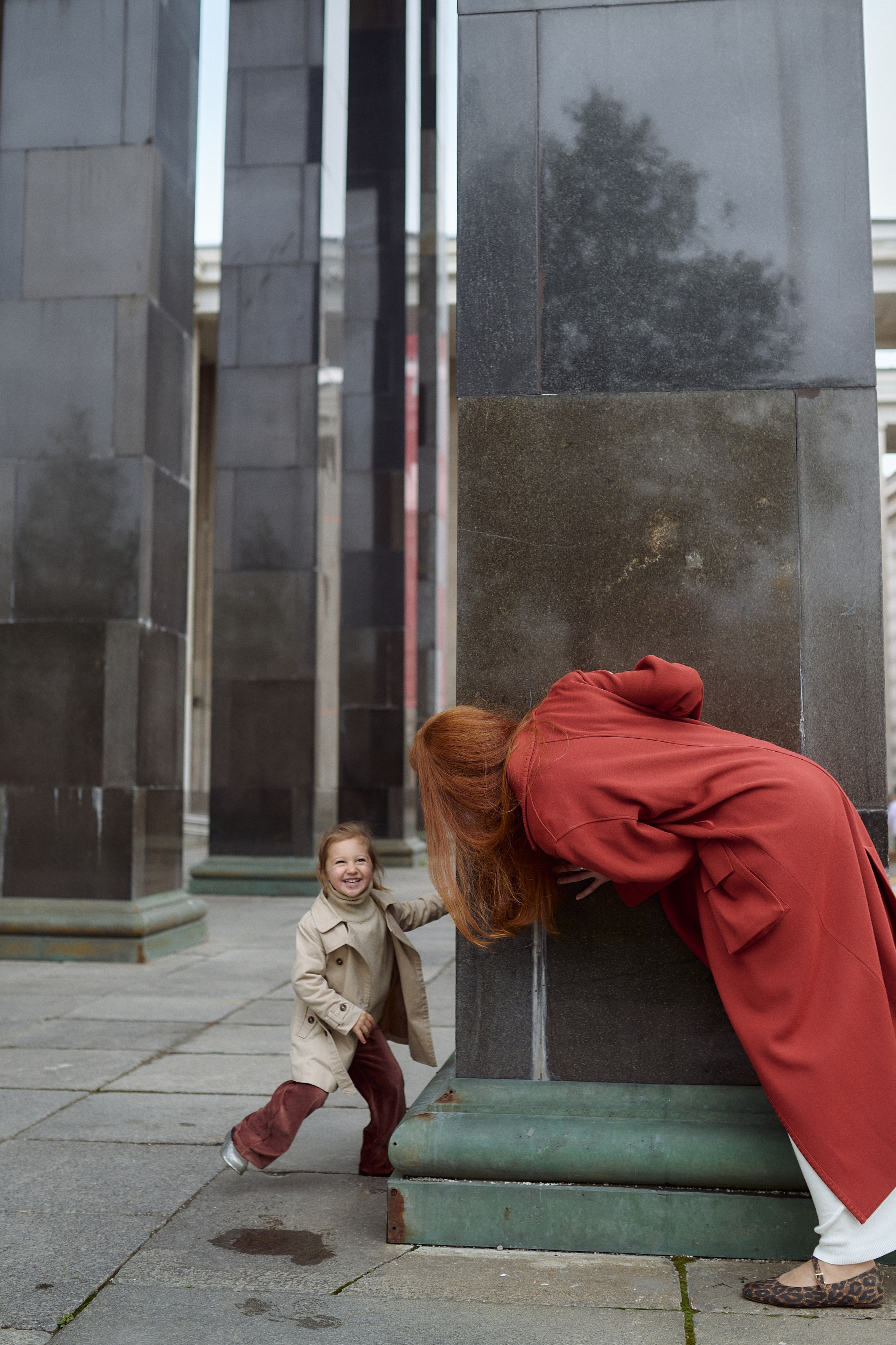 Рита и Кира. Прогулка по центру. Семейный и свадебный lifestyle-фотограф в Москве Мария Петрова
