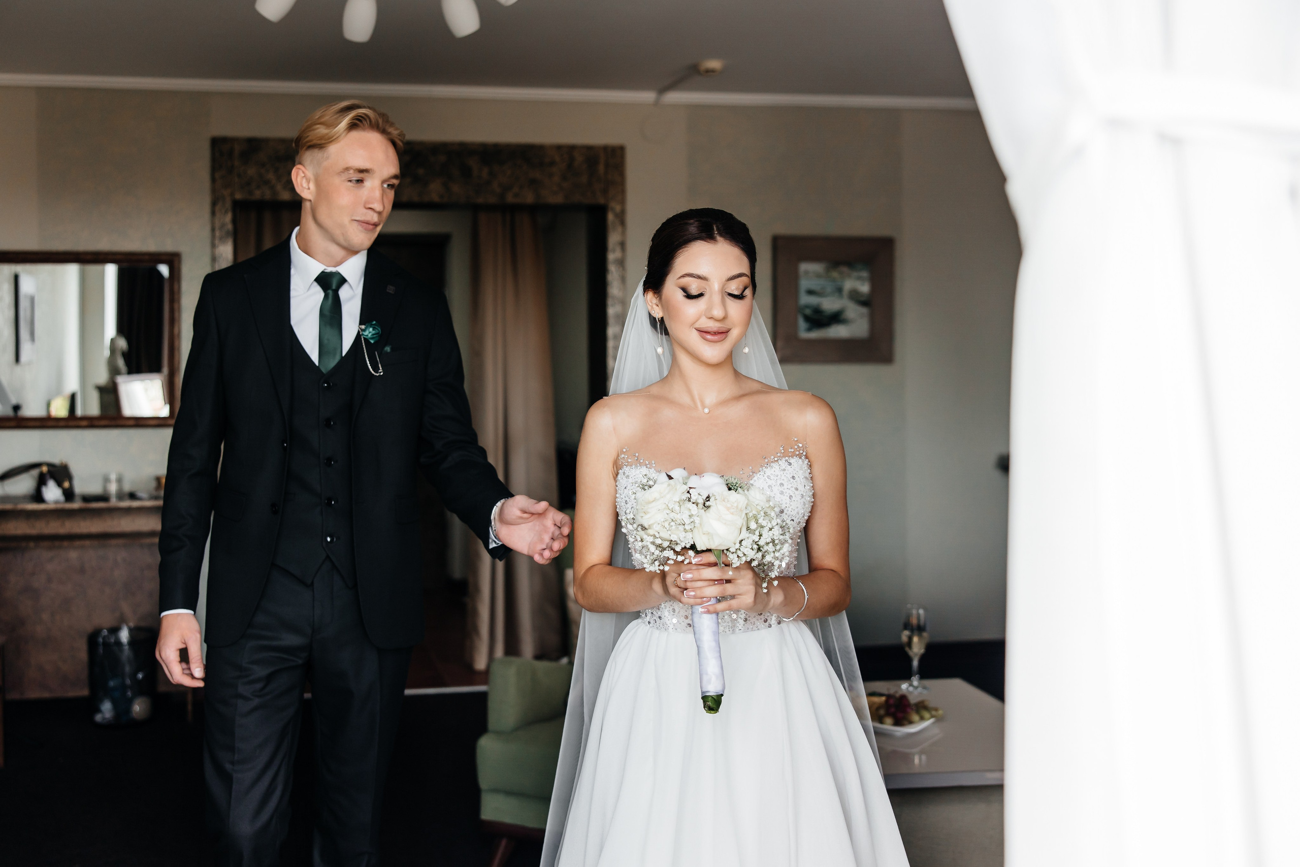 Анонс свадьбы для Ольги и Романа. Свадебный фотограф в Крыму и Севастополе Ольга Баскакова