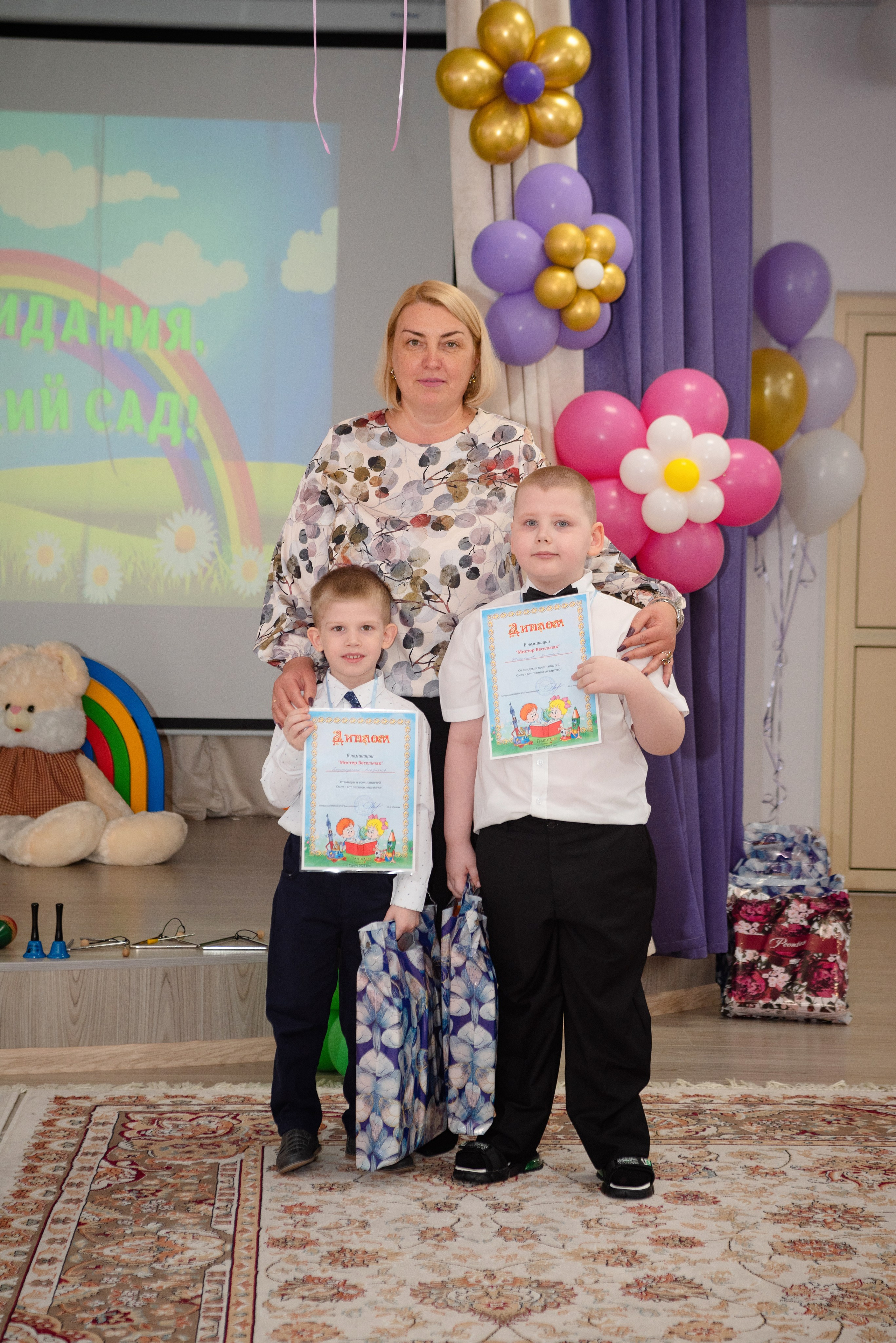 выпускные альбомы Сургут и Нефтеюганск