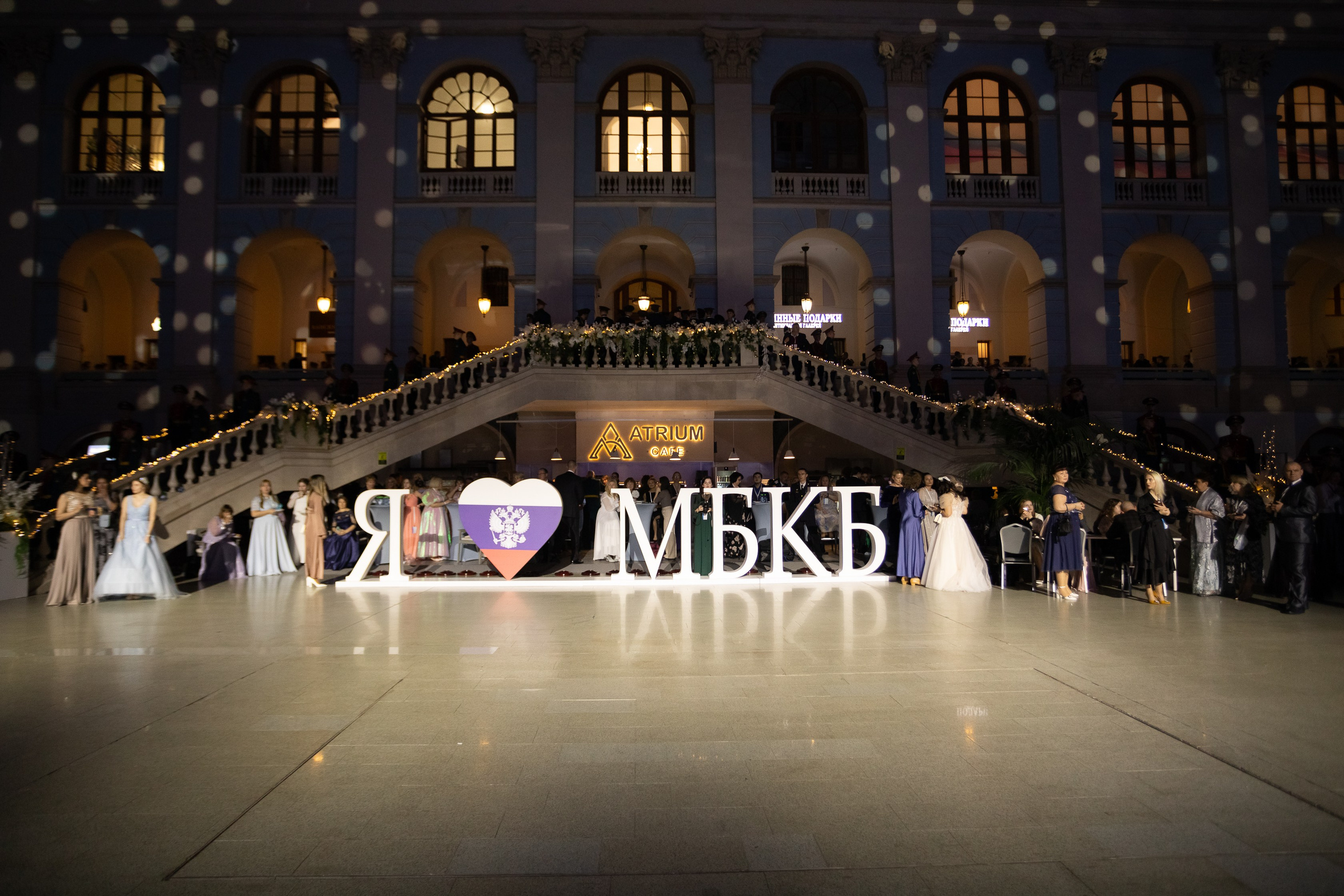 Кадетский бал. VICTOR SAPOZHNIKOV