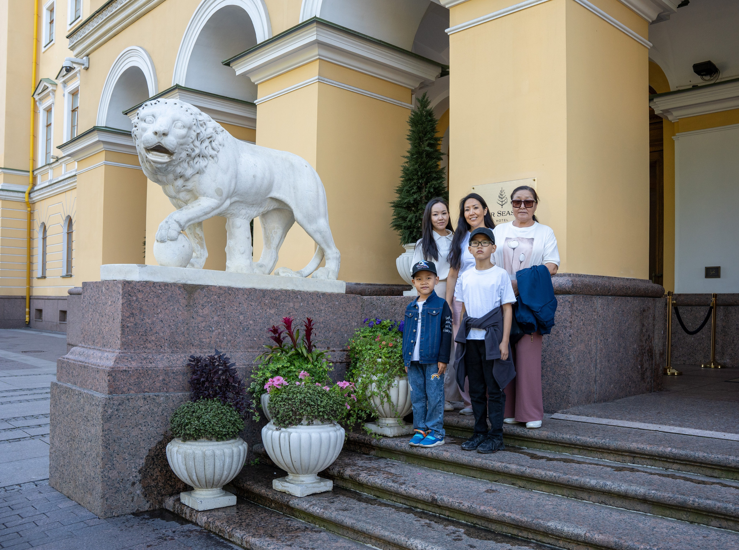 Гости из Якутии. Студийный и портретный фотограф в САНКТ-ПЕТЕРБУРГЕИрина Махаон