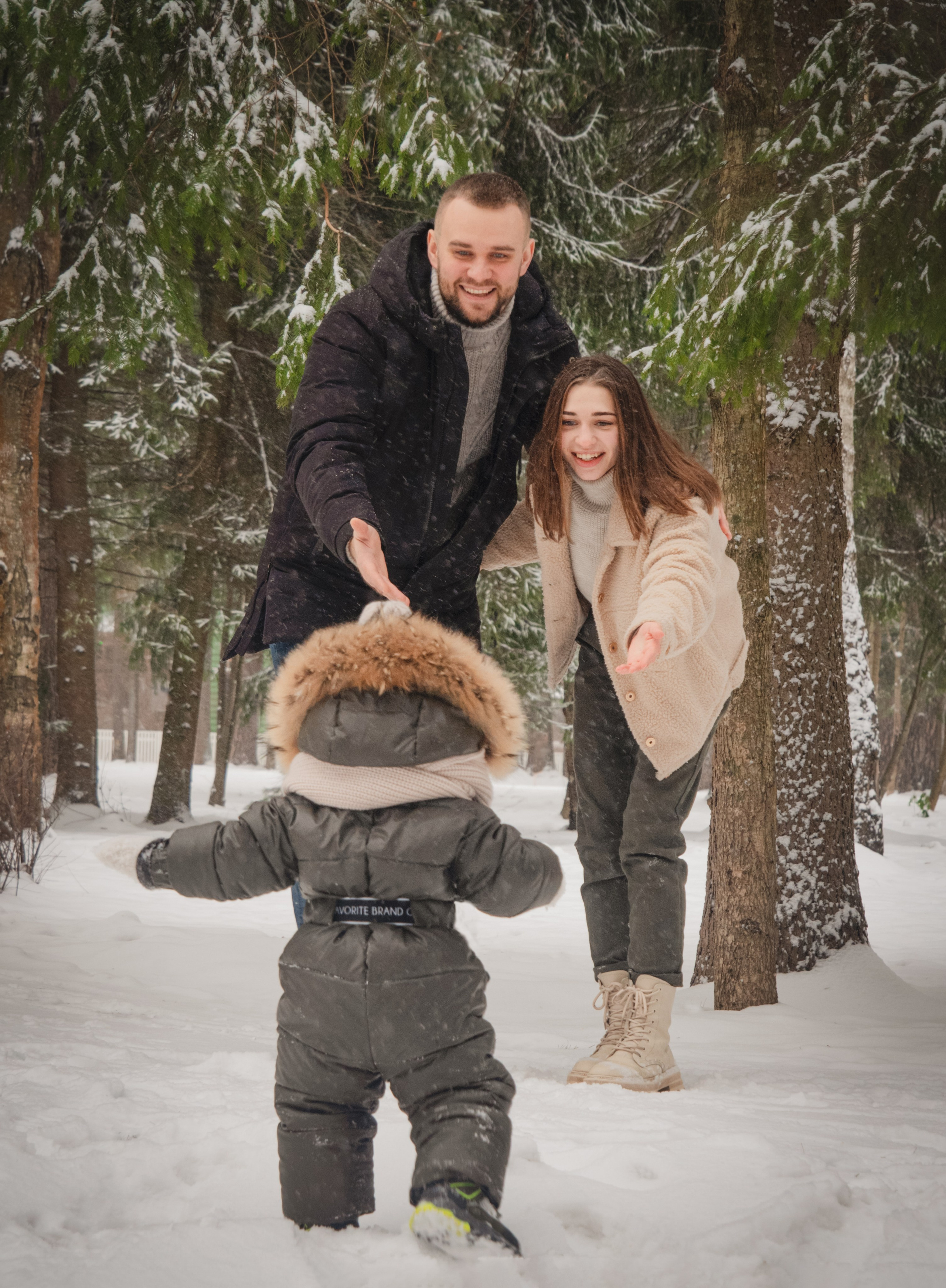 Зима. Елена, Матвей, Мирон. Фотограф в Москве Ленарская Дарья
