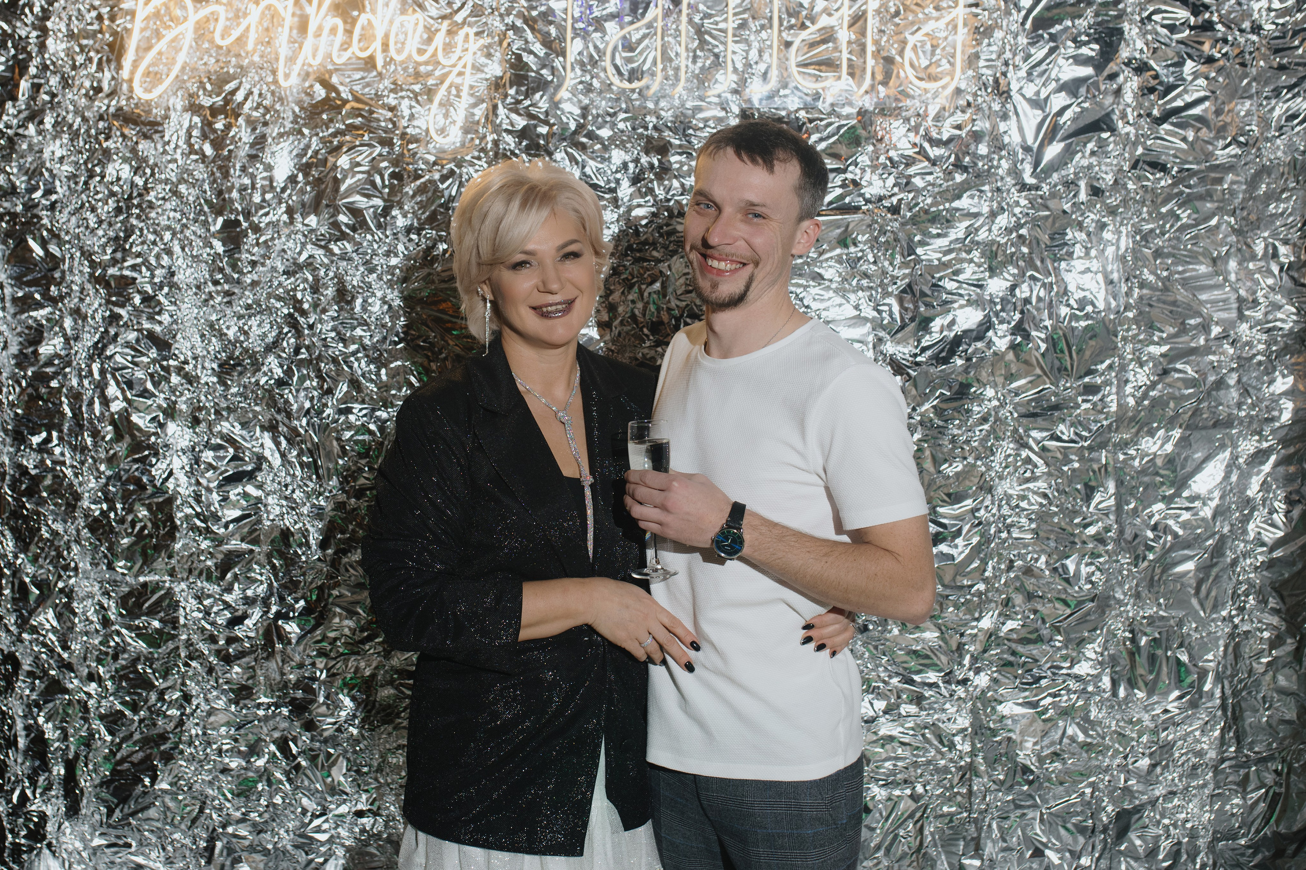 День рождения Томы — Let`s Talk Bar. Свадебный фотограф Екатеринбург/Челябинск — Любовь Волохова