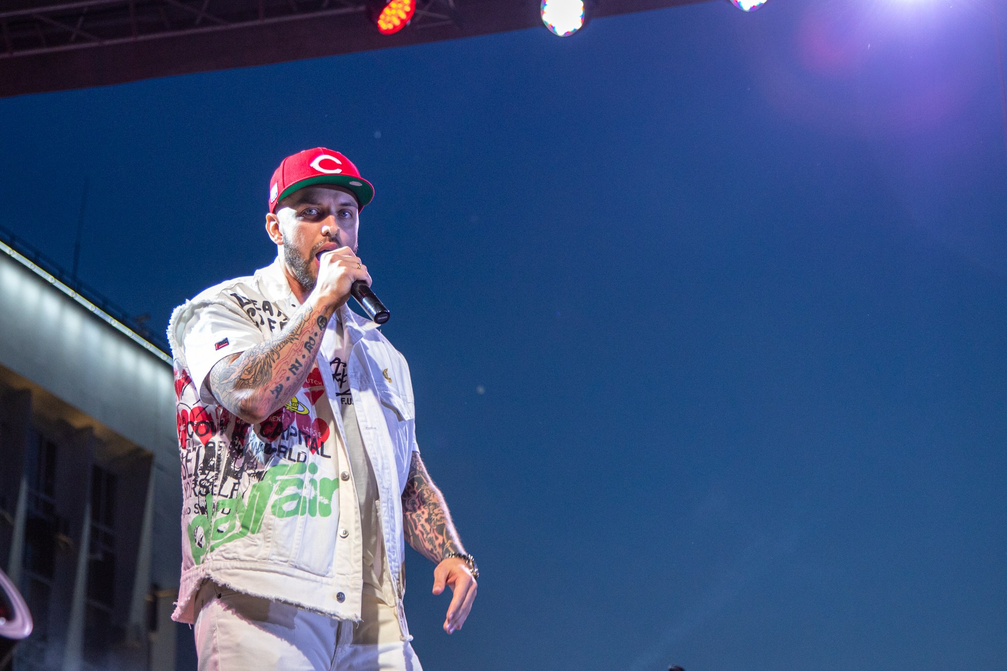 ST. Репортажный, промышленный и маркетплейс-фотограф Дмитрий Чернат