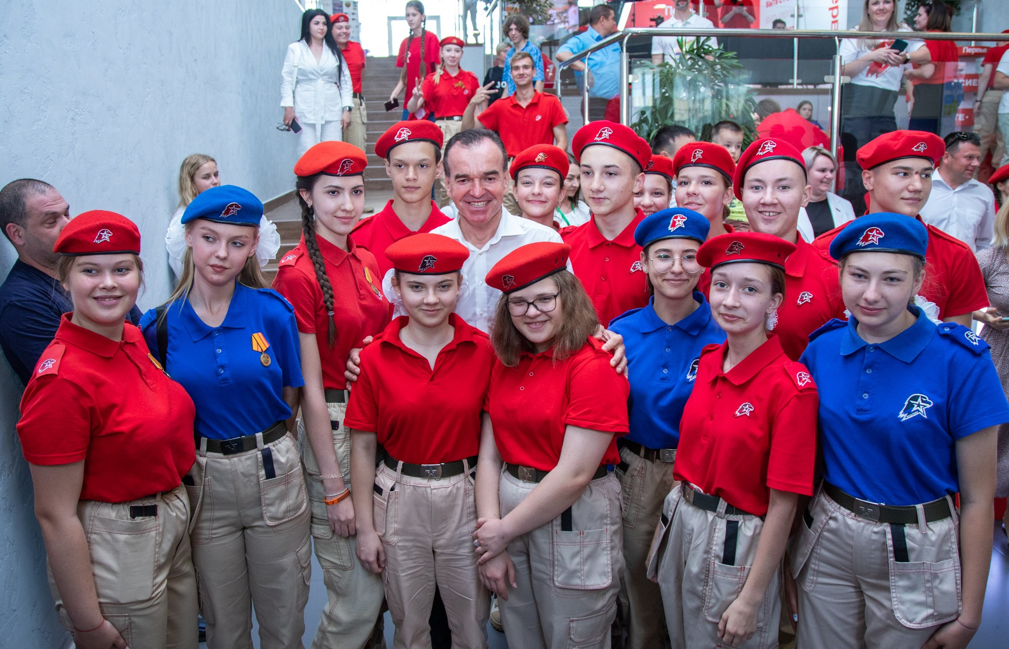 Краевой День молодёжи в Краснодаре 2023. Репортажный, промышленный и маркетплейс-фотограф Дмитрий Чернат