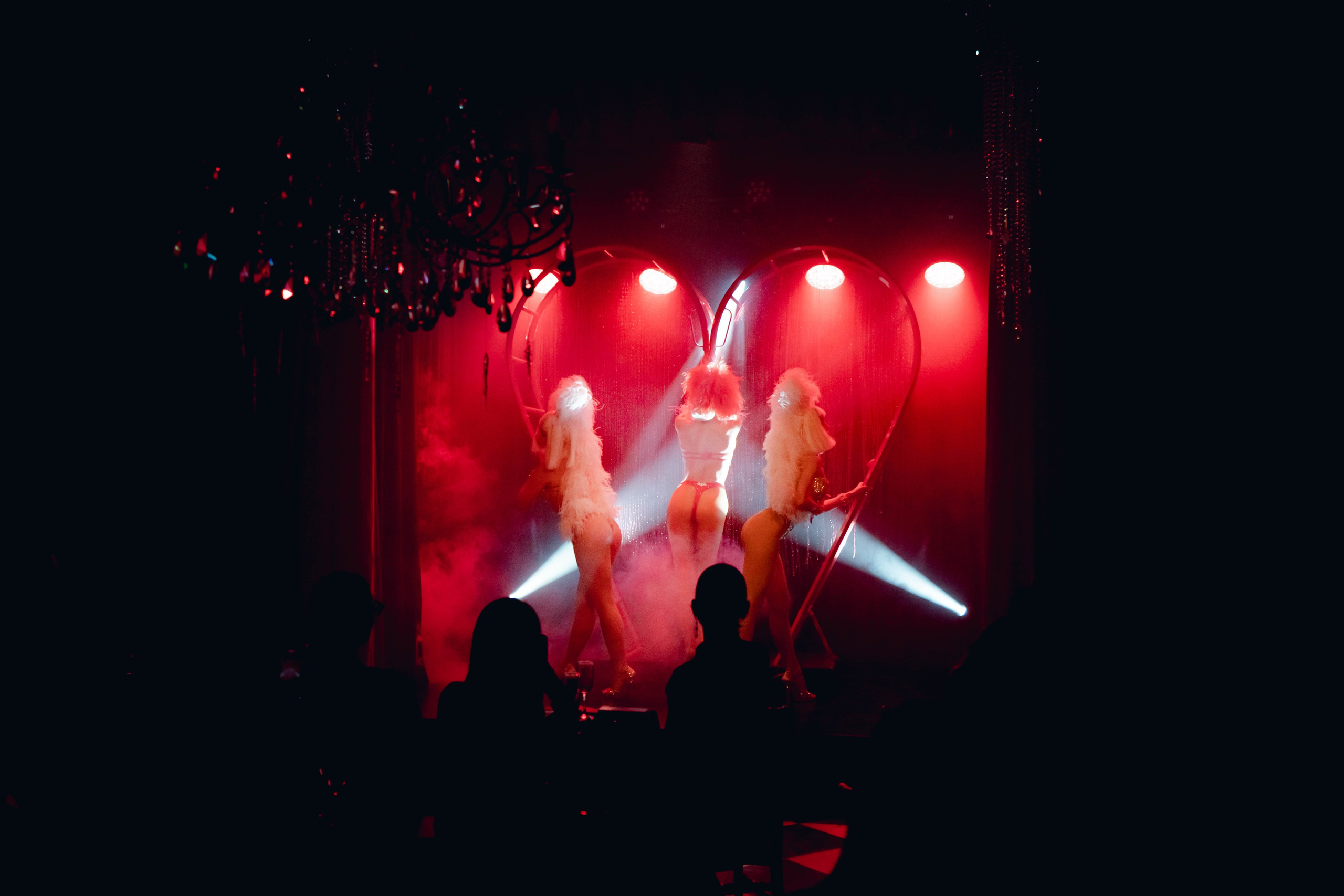 Бурлеск-кабаре SIRENCE. Со стороны / репортажный фотограф в СПб