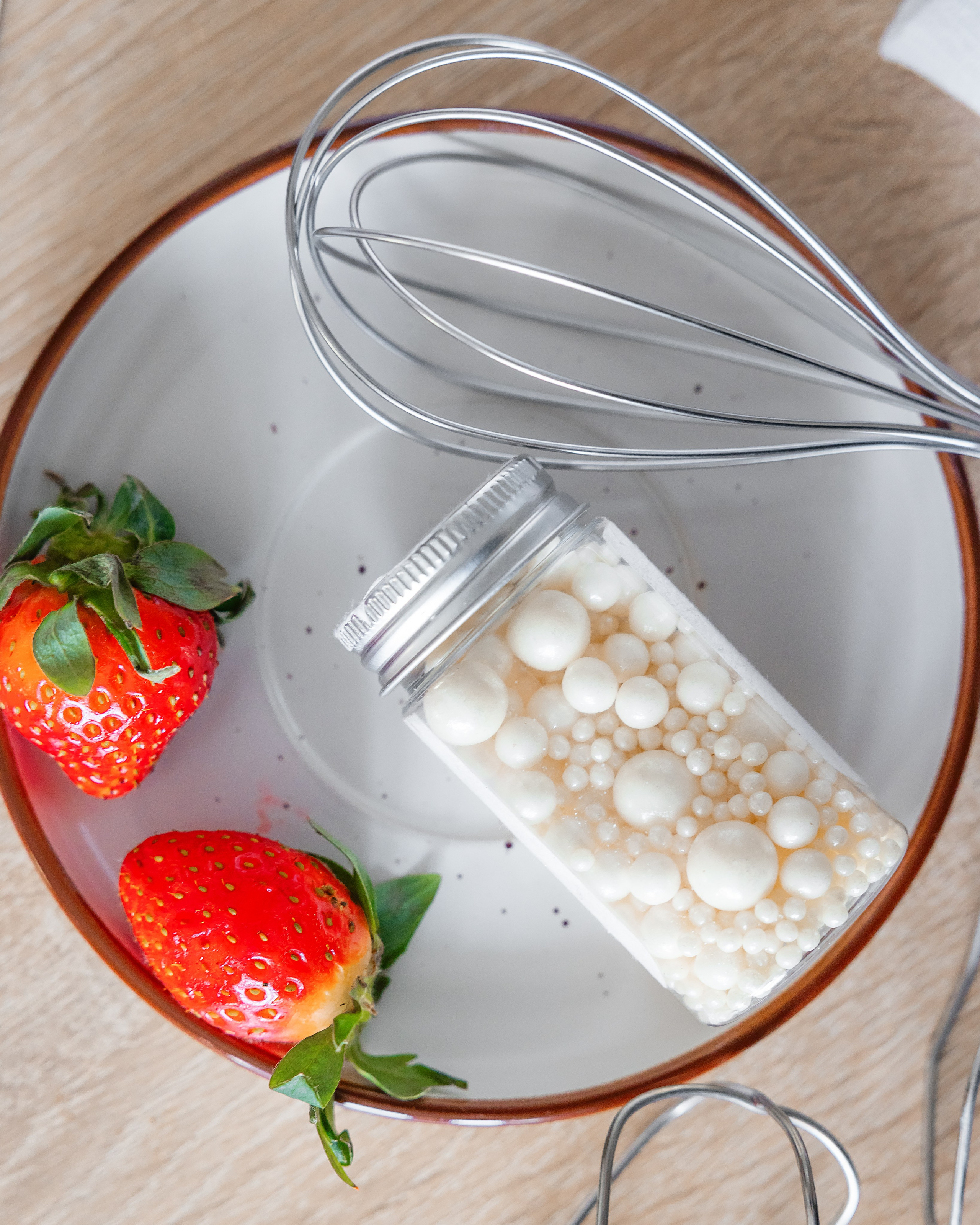 TortKlubnichka. Фотограф и видеограф в Улан-Удэ: Аюна Габагуева и Артём Шаханов