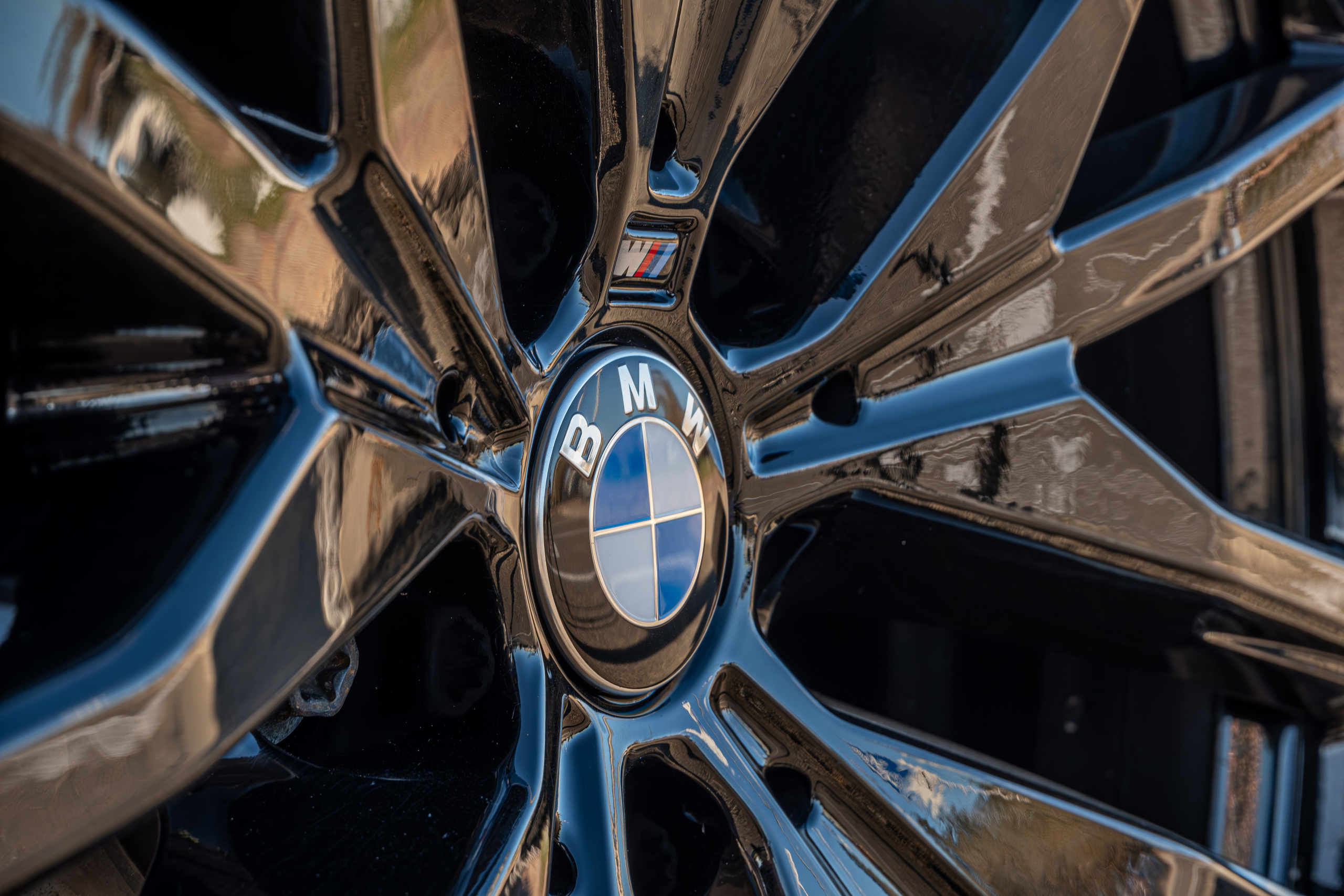 Фотосъемка автомобилей для продажи и аренды — увеличьте спрос на ваше авто