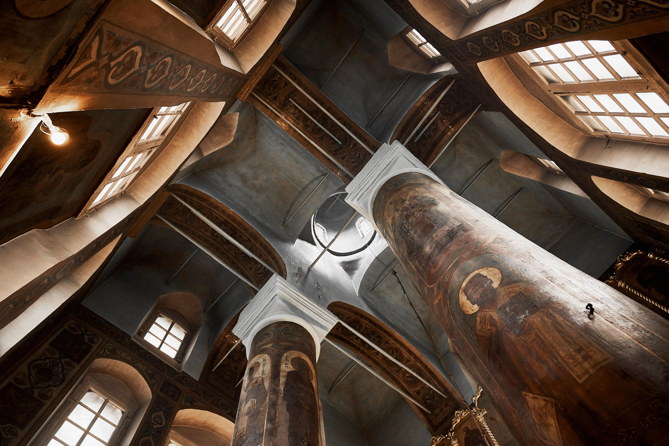 фото внутри церкви в Коломенском, Храм Казанской Божией матери