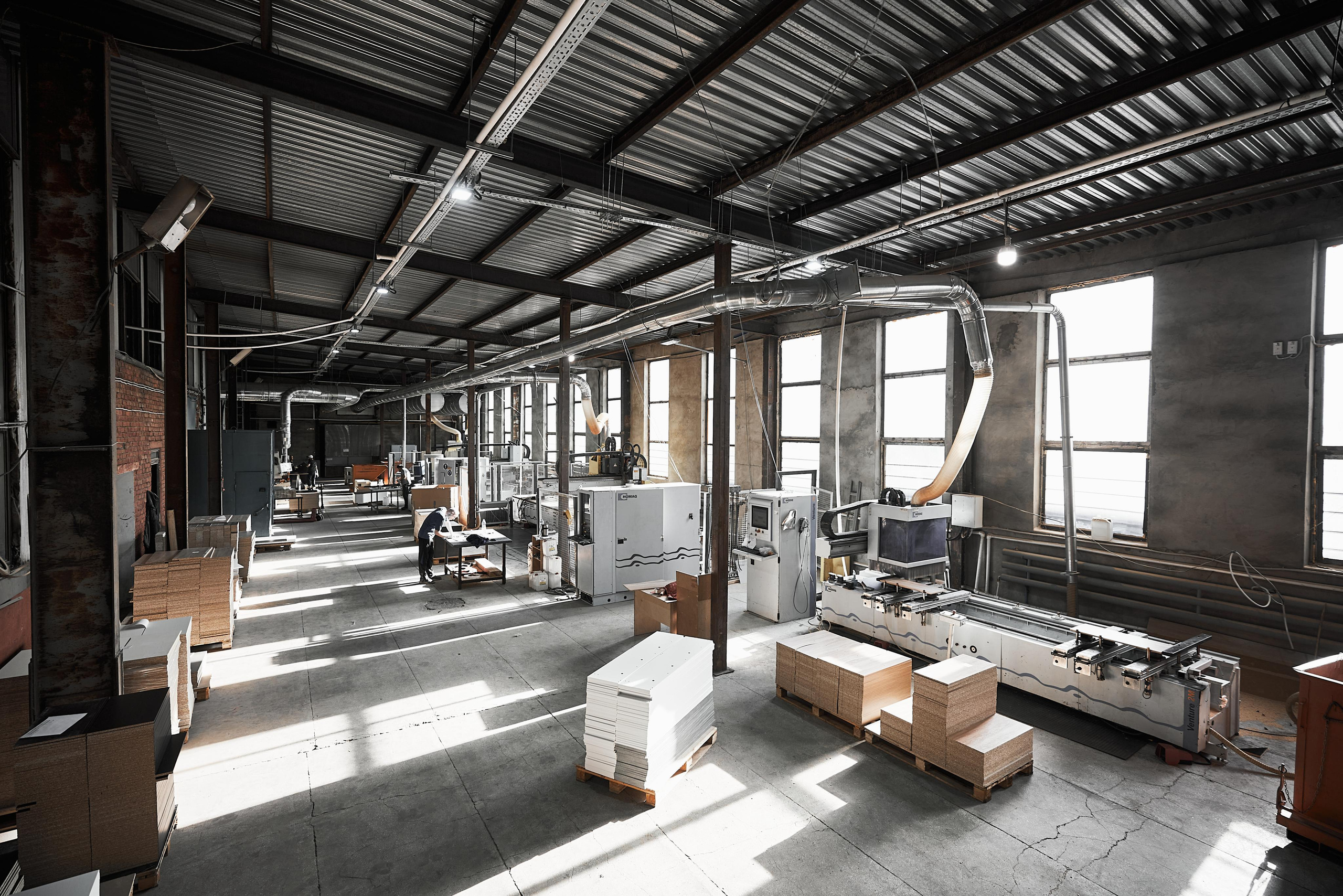 Фотосъемка производства мебельной фабрики. Фотограф Евгений Опарин