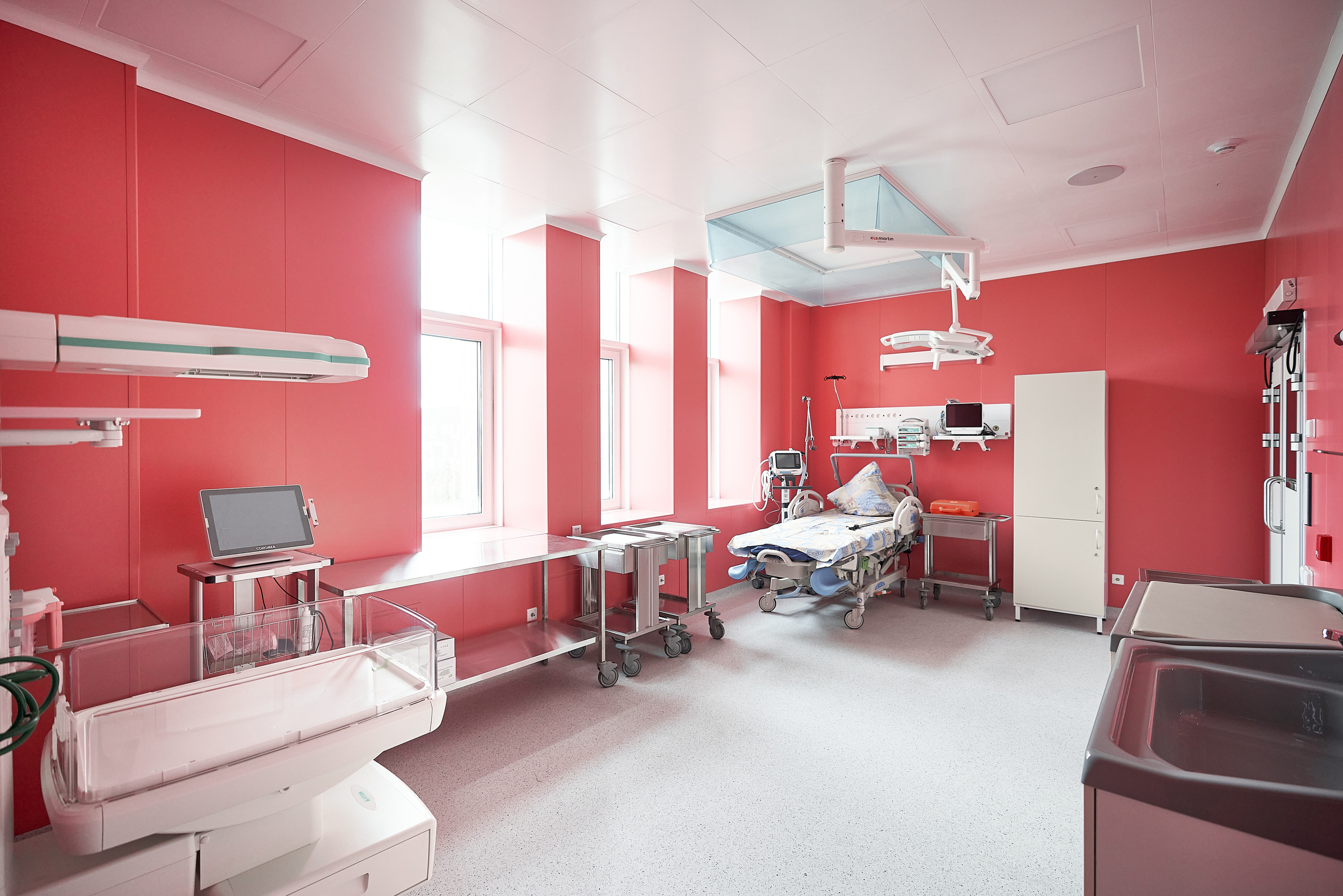 Родильный дом медцентра в Коммунарке. Фотограф Евгений Опарин