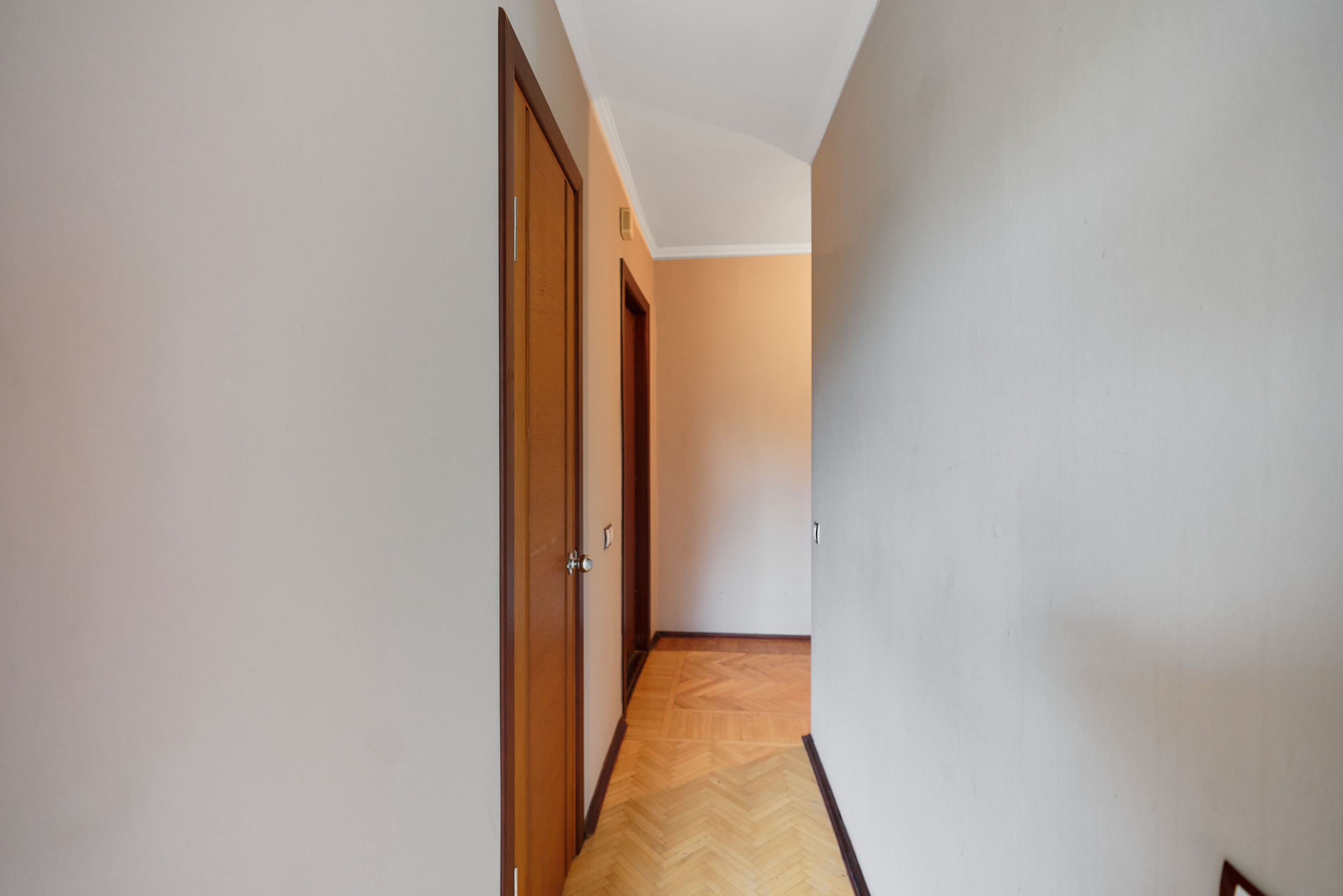 Фотосъемка интерьера квартиры для продажи. Фотограф Евгений Опарин