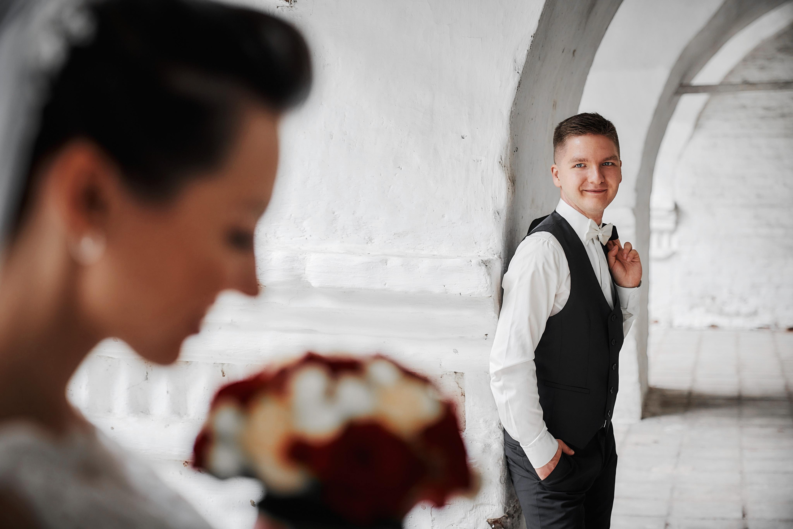 жених, невеста, своды храма