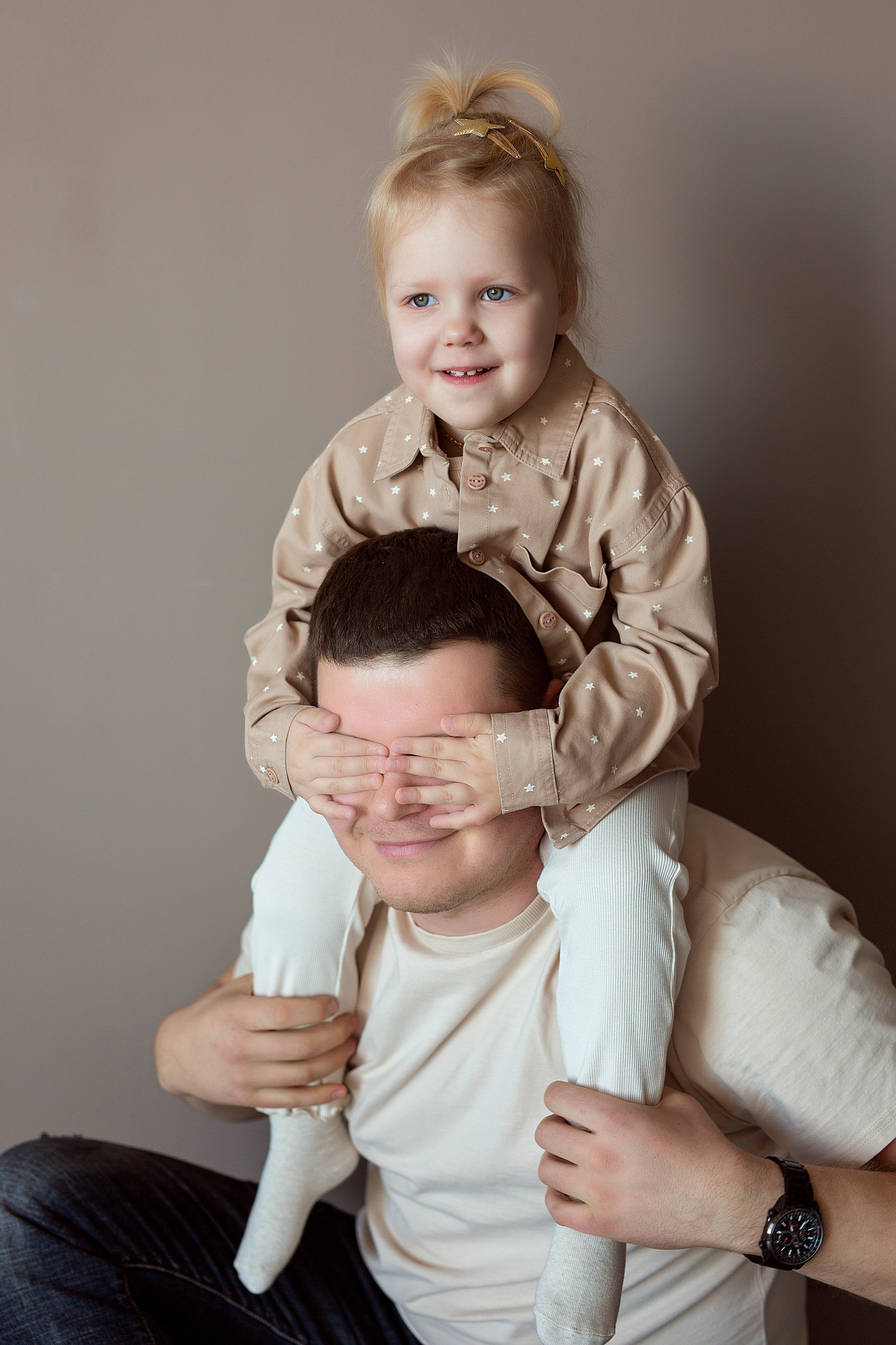 Денис, Валентина и Виктория. Людмила Далидович топовый семейный фотограф Находка/Владивосток