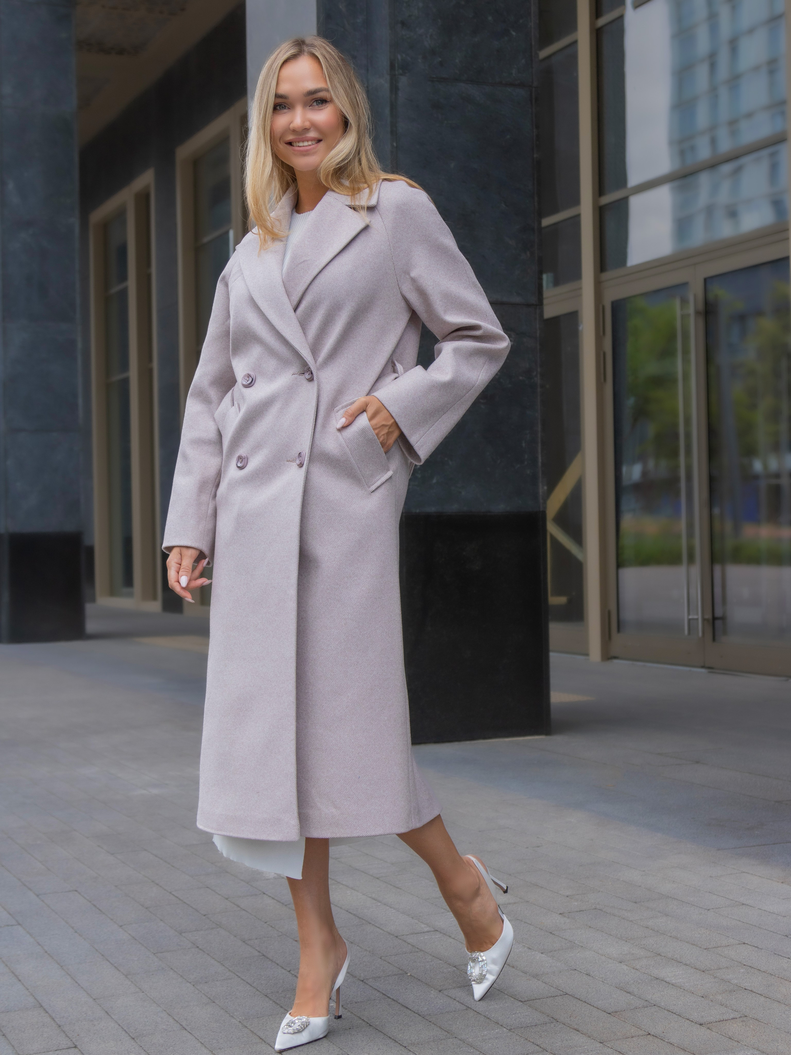 Шубы и пальто STREET. Фотостудия для Wildberries Ozon