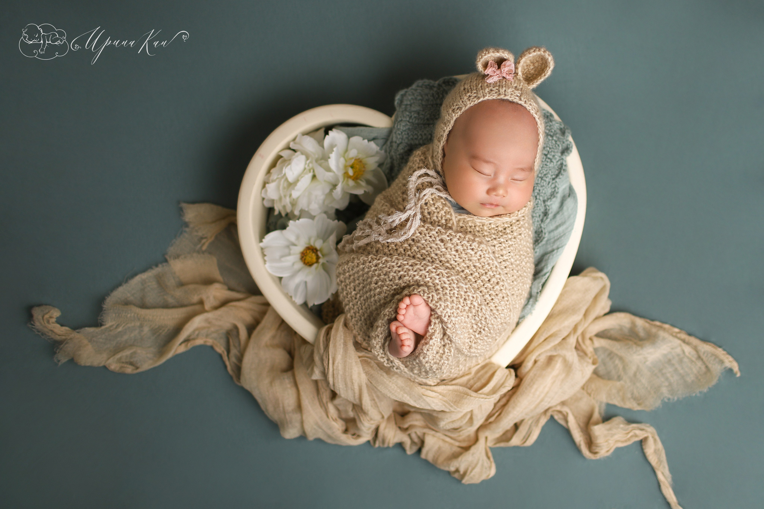 Новорожденная фотосессия для девочек. Ирина Кан Фотограф новорожденных в Екатеринбурге